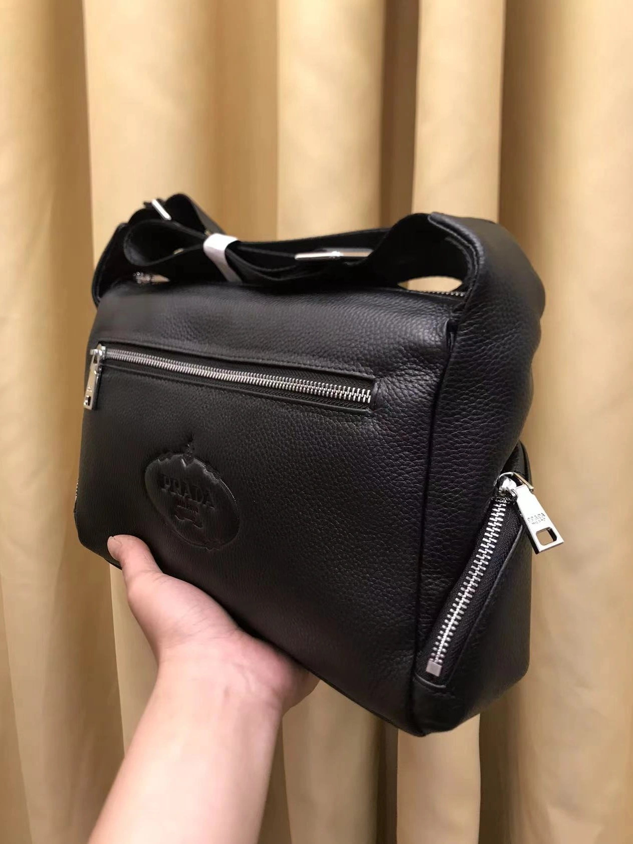 Trendsetting 9406 Prada AAA Man Messenger Bags