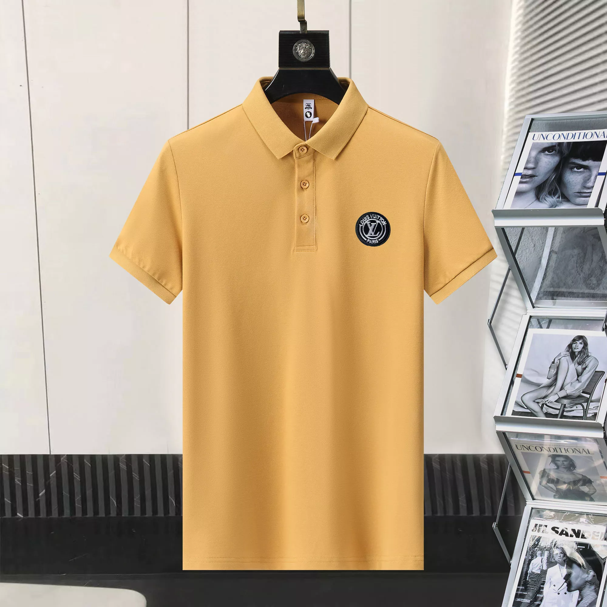 Trendsetting 9481 Louis Vuitton LV T-Shirts Short Sleeved For Men