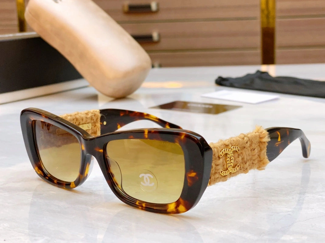 Trendsetting 9521 Chanel AAA Quality Sunglasses