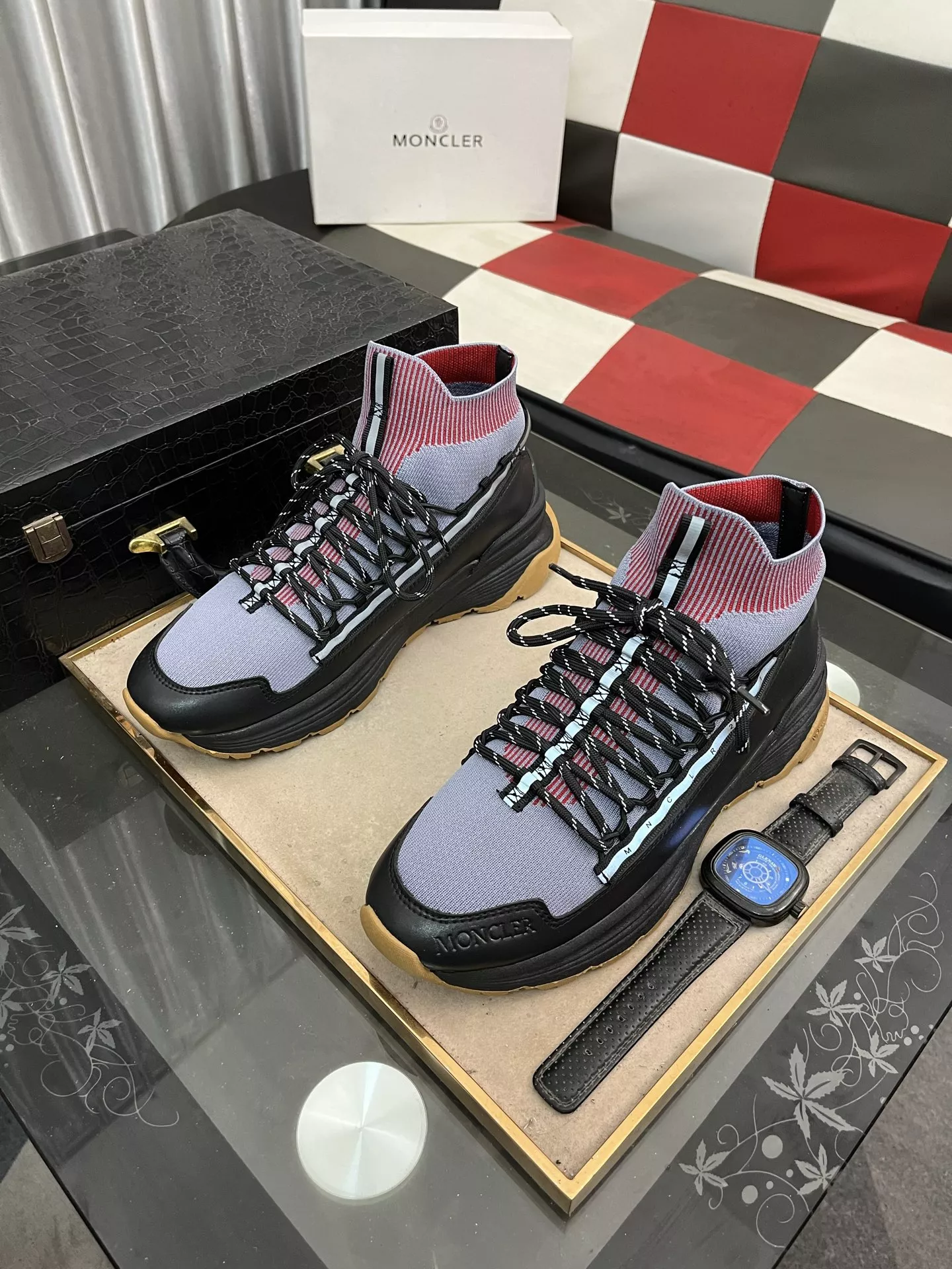 Trendsetting 9585 Moncler Boots For Men
