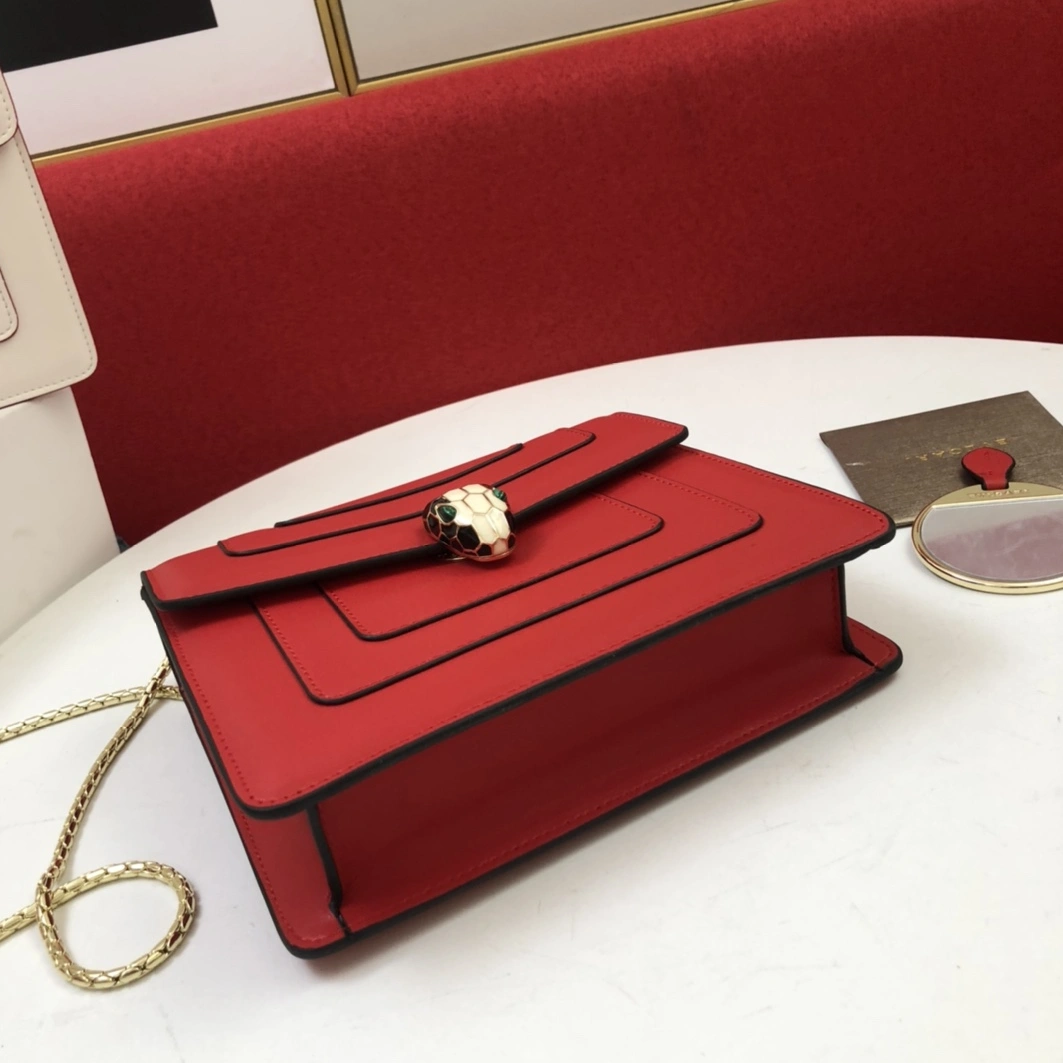 Trendsetting 9600 Bvlgari AAA Quality Messenger Bags For Women