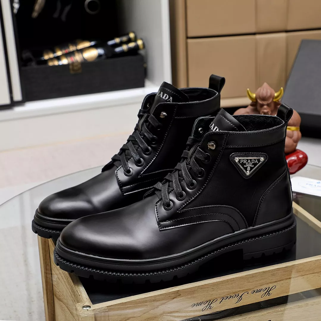 Trendsetting 9722 Prada Boots For Men