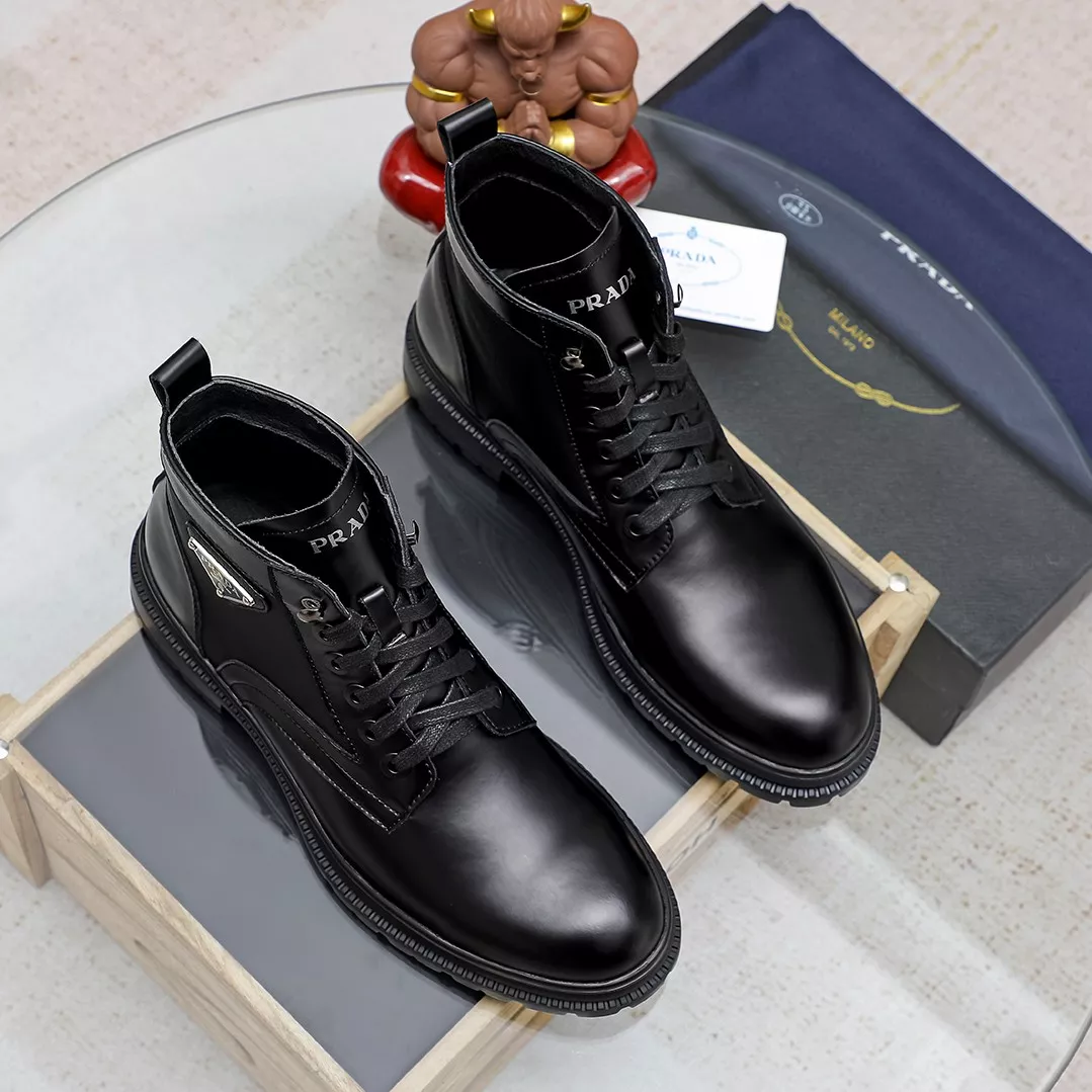 Trendsetting 9722 Prada Boots For Men