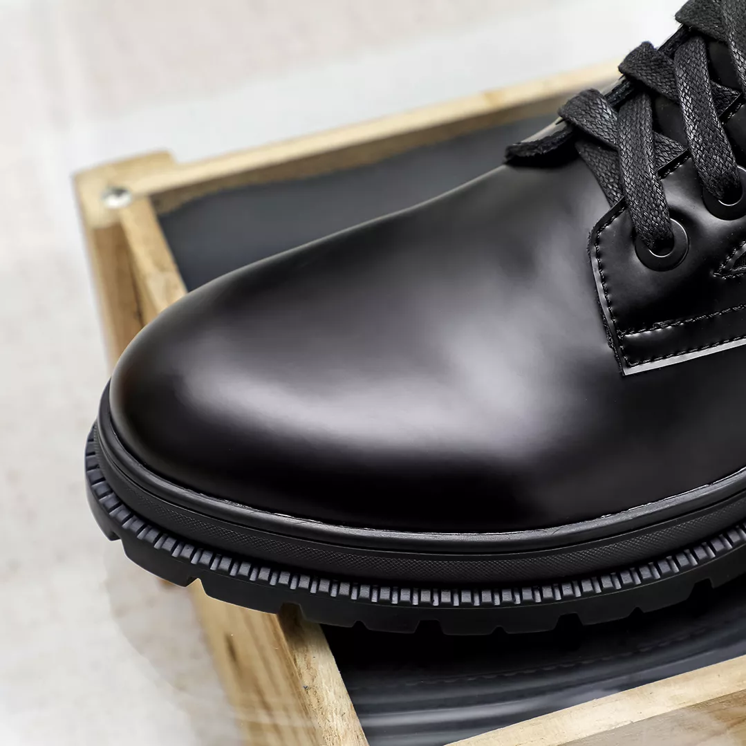 Trendsetting 9722 Prada Boots For Men