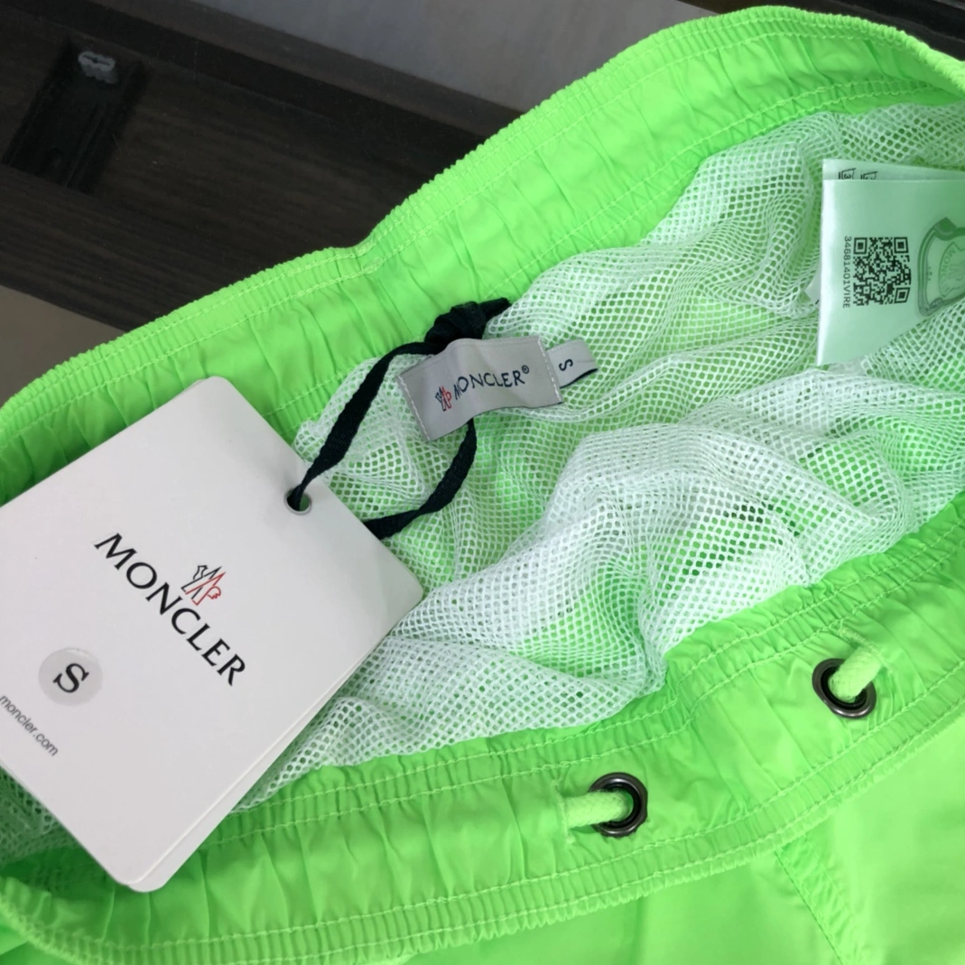Trendsetting 9766 Moncler Pants For Men