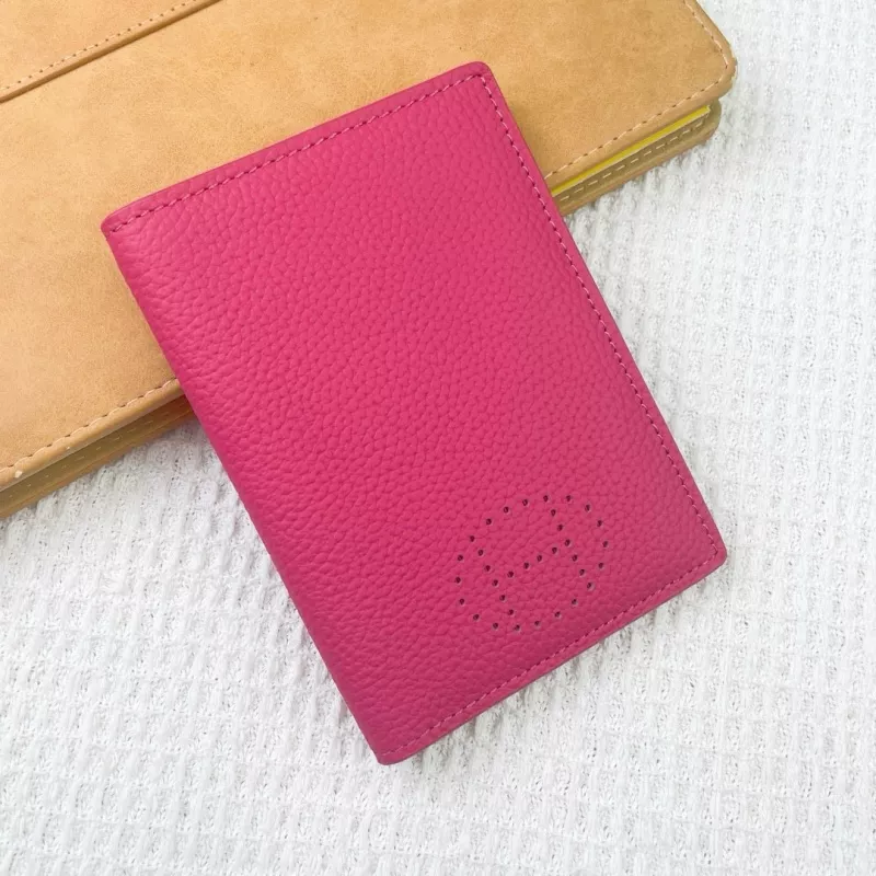 Trendsetting 9814 Hermes Card Case