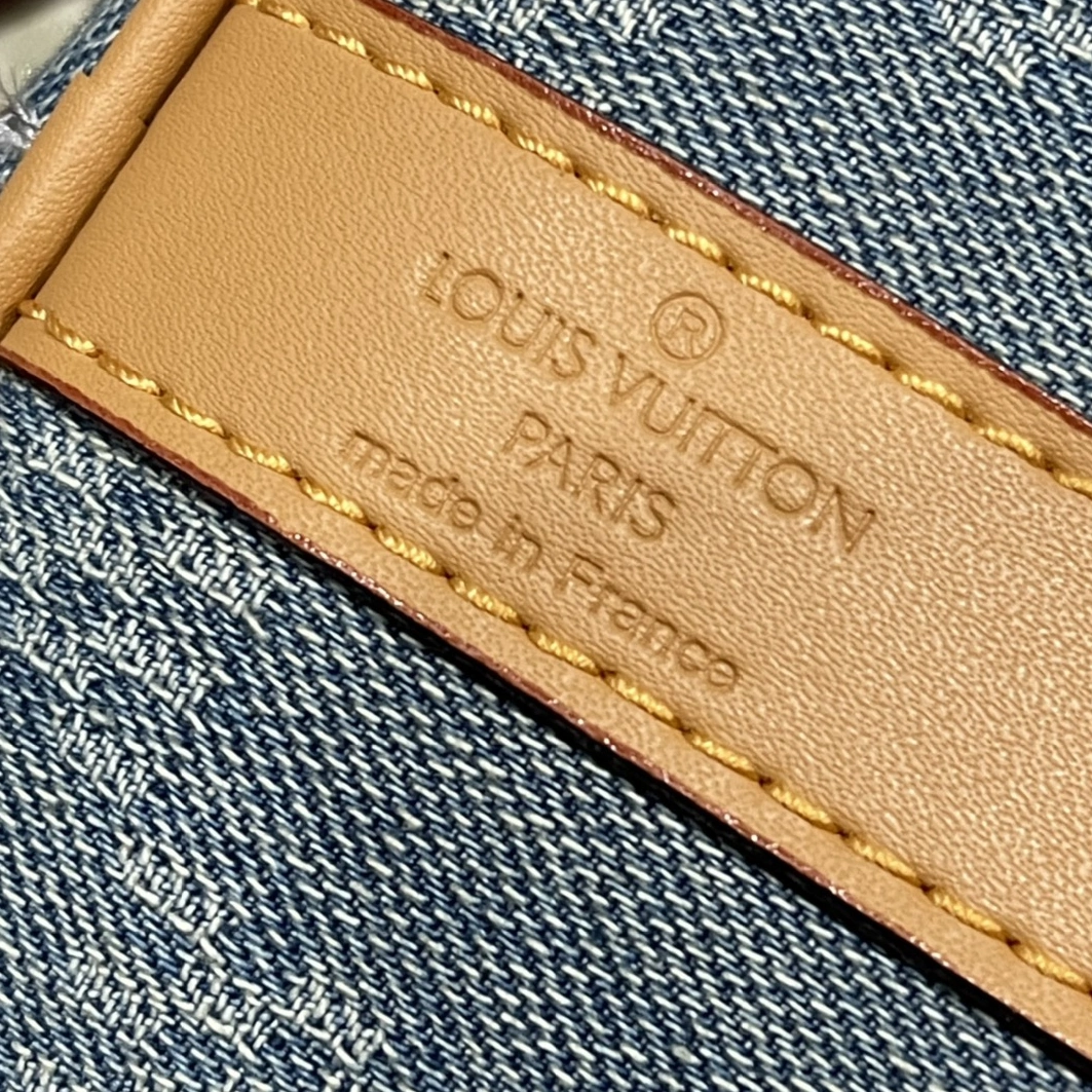 Trendsetting 9974 Louis Vuitton AAA Quality Handbags For Unisex