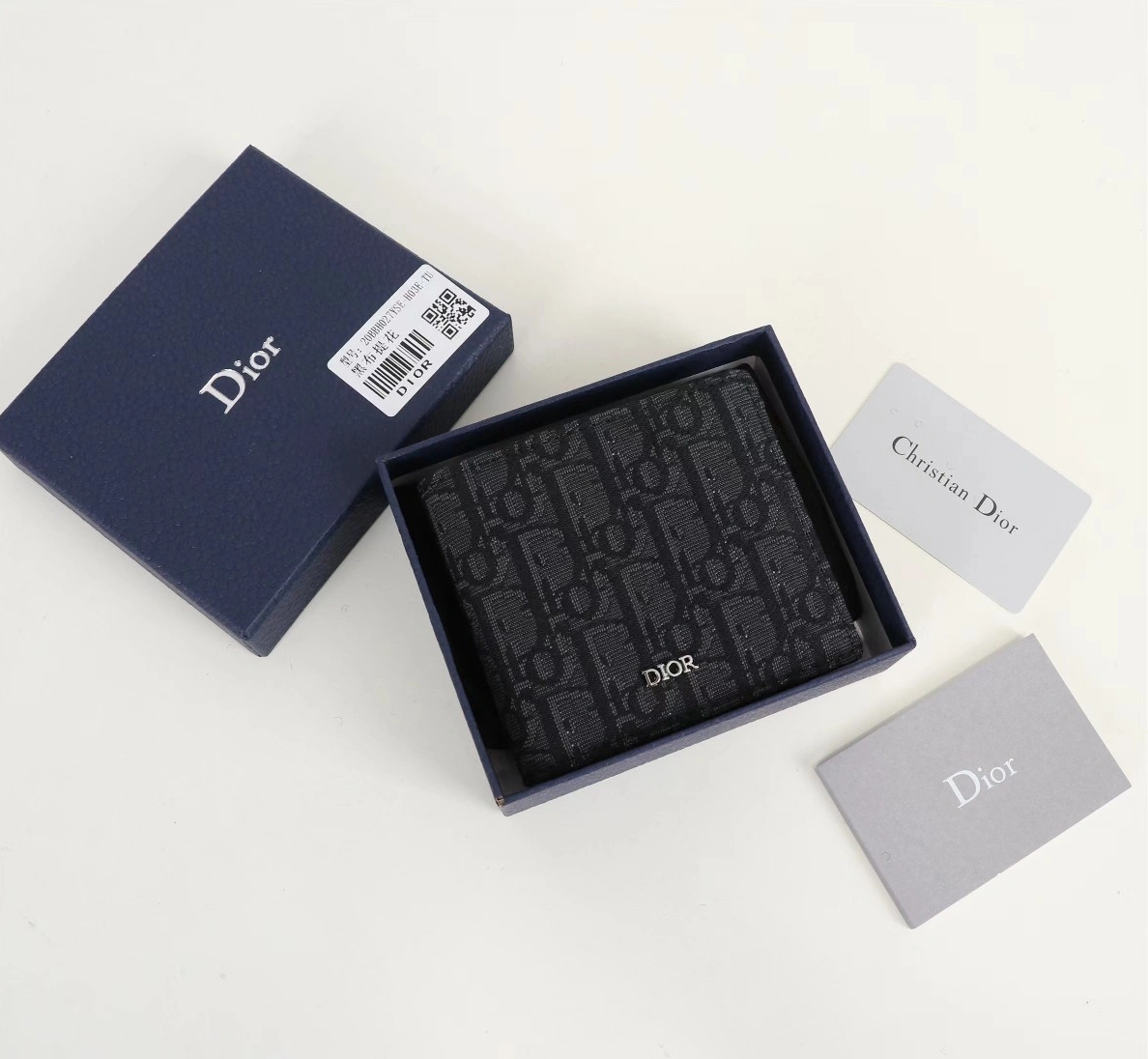 Trendy 108 Christian Dior AAA Man Wallets