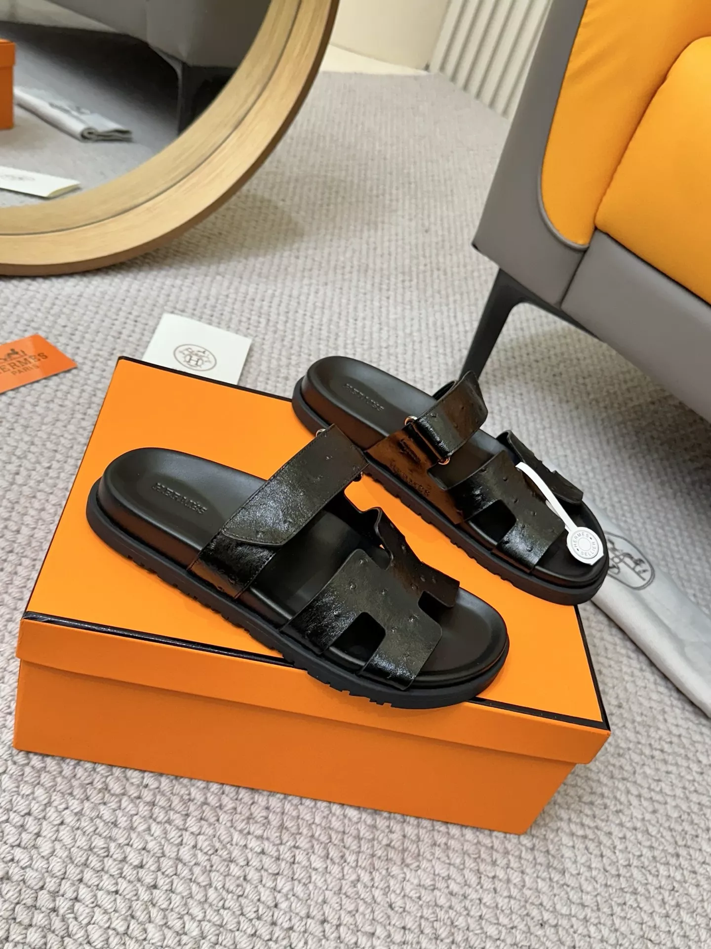 Trendy 1093 Hermes Slippers For Men