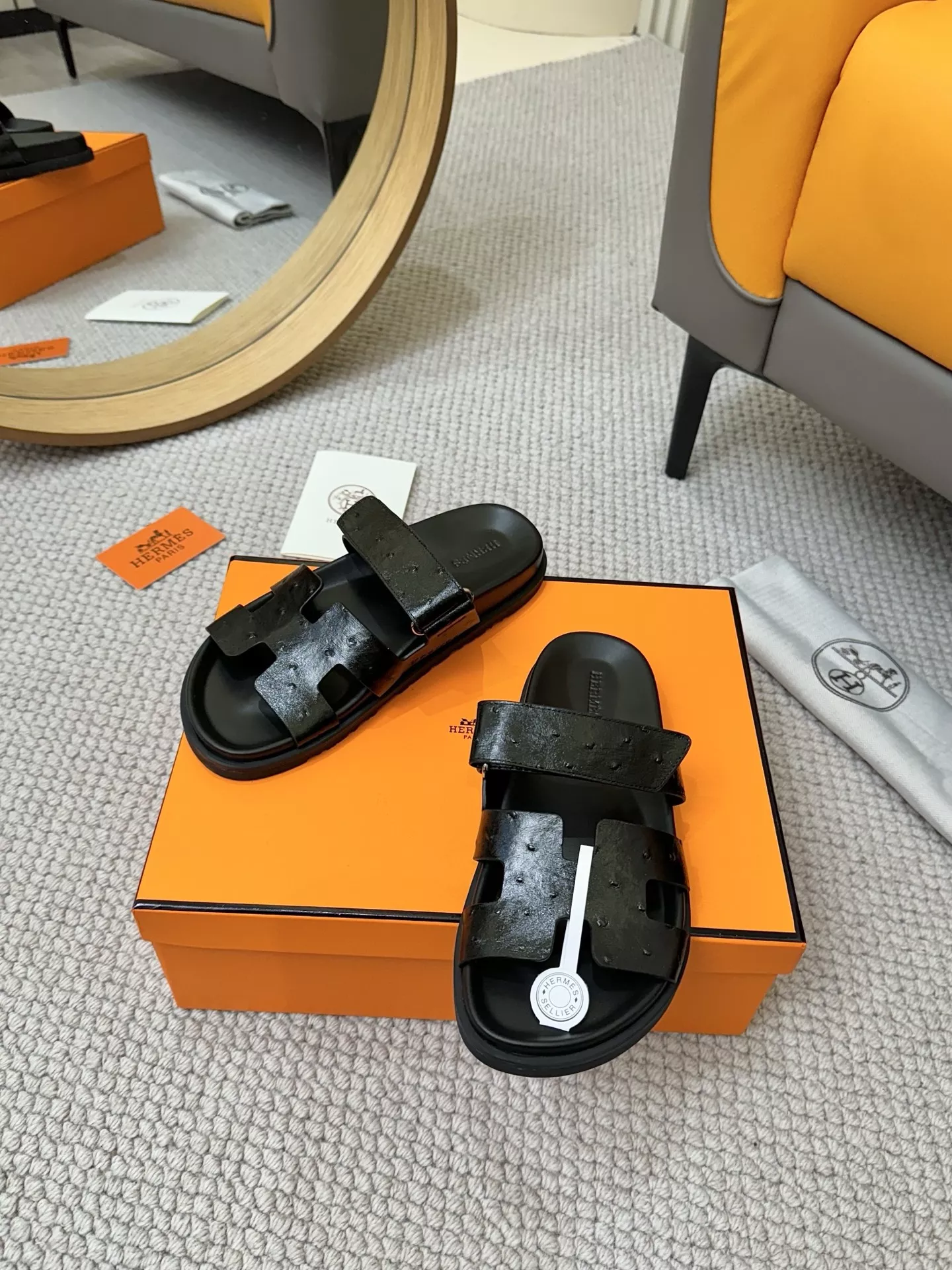 Trendy 1093 Hermes Slippers For Men