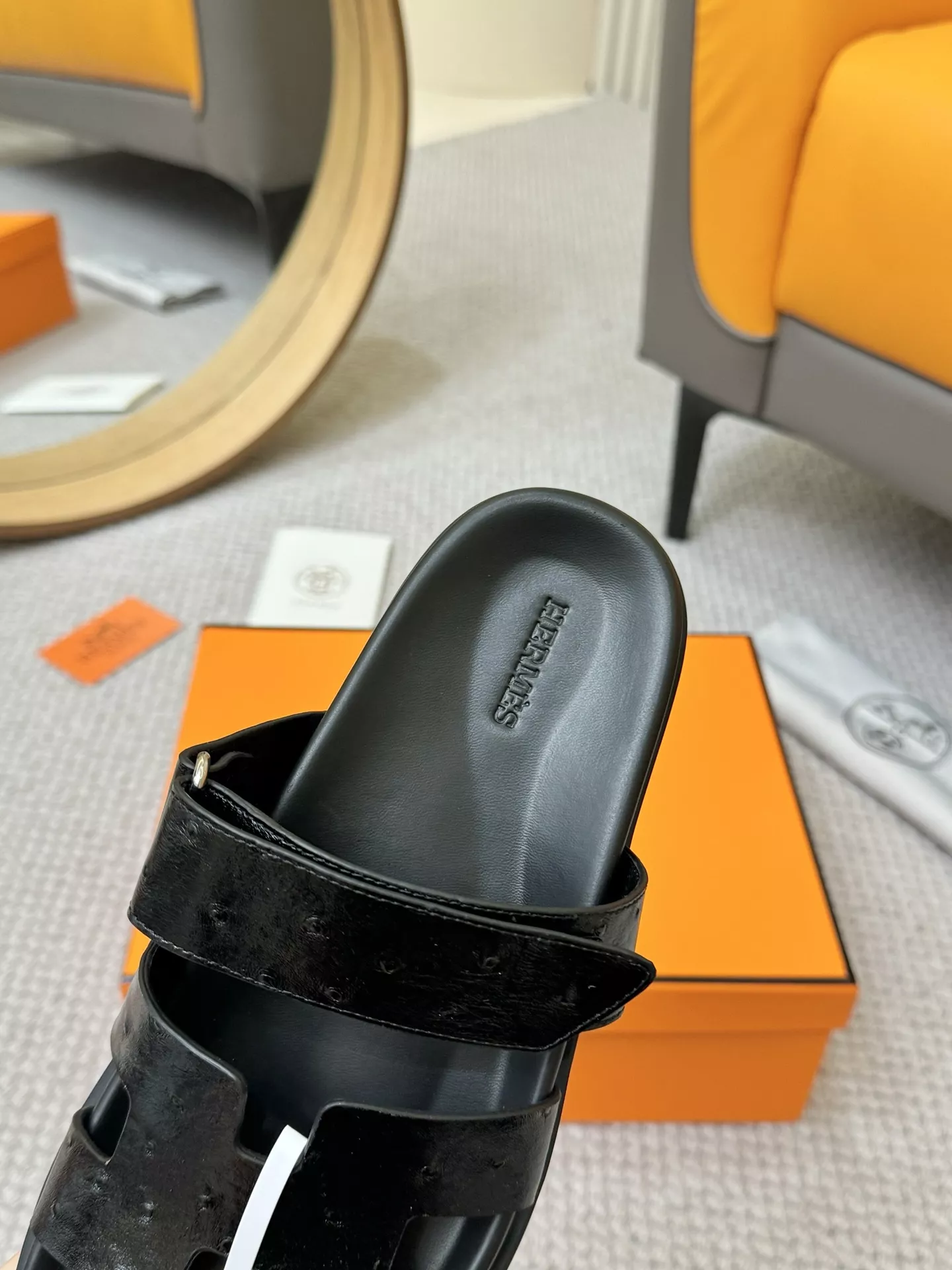 Trendy 1093 Hermes Slippers For Men