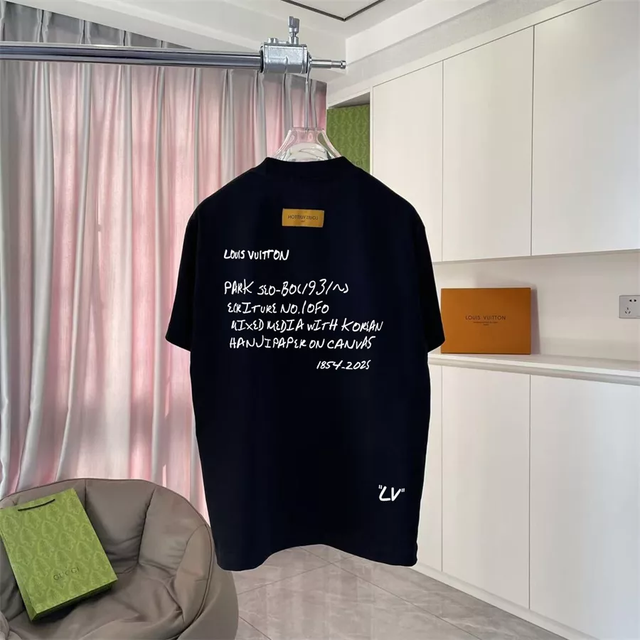 Trendy 1123 Louis Vuitton LV T-Shirts Short Sleeved For Unisex