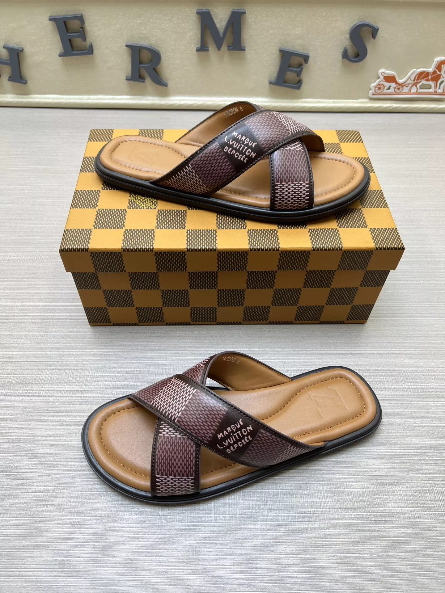Trendy 1306 Louis Vuitton Slippers For Men