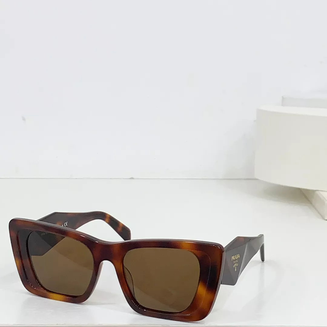 Trendy 1351 Prada AAA Quality Sunglasses