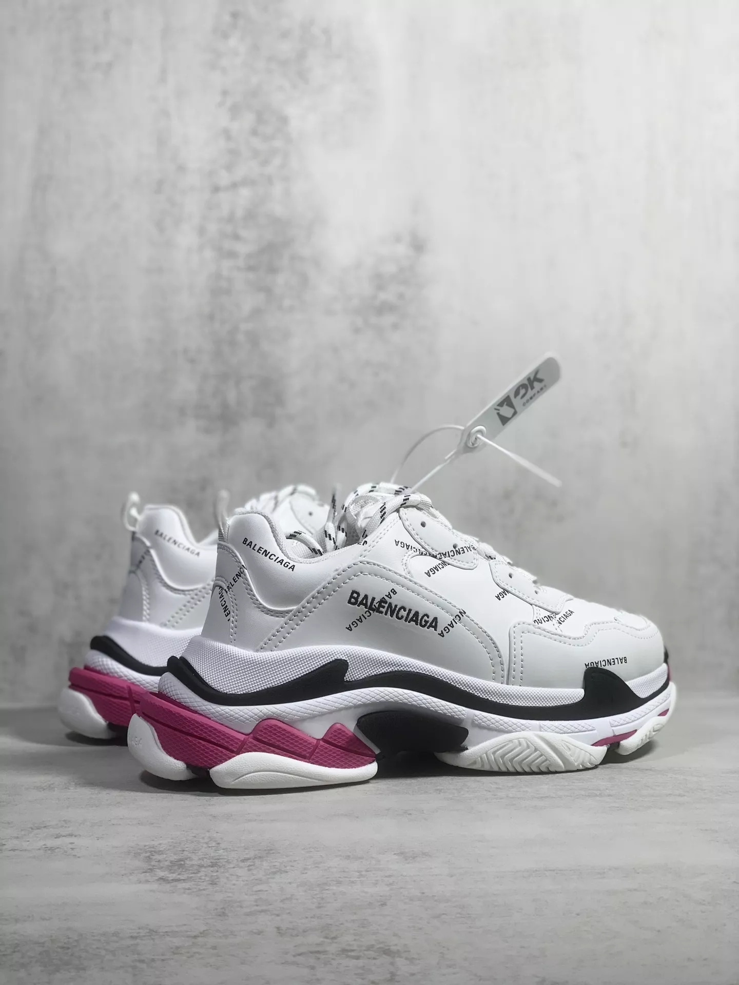 Trendy 1383 Balenciaga Casual Shoes For Women