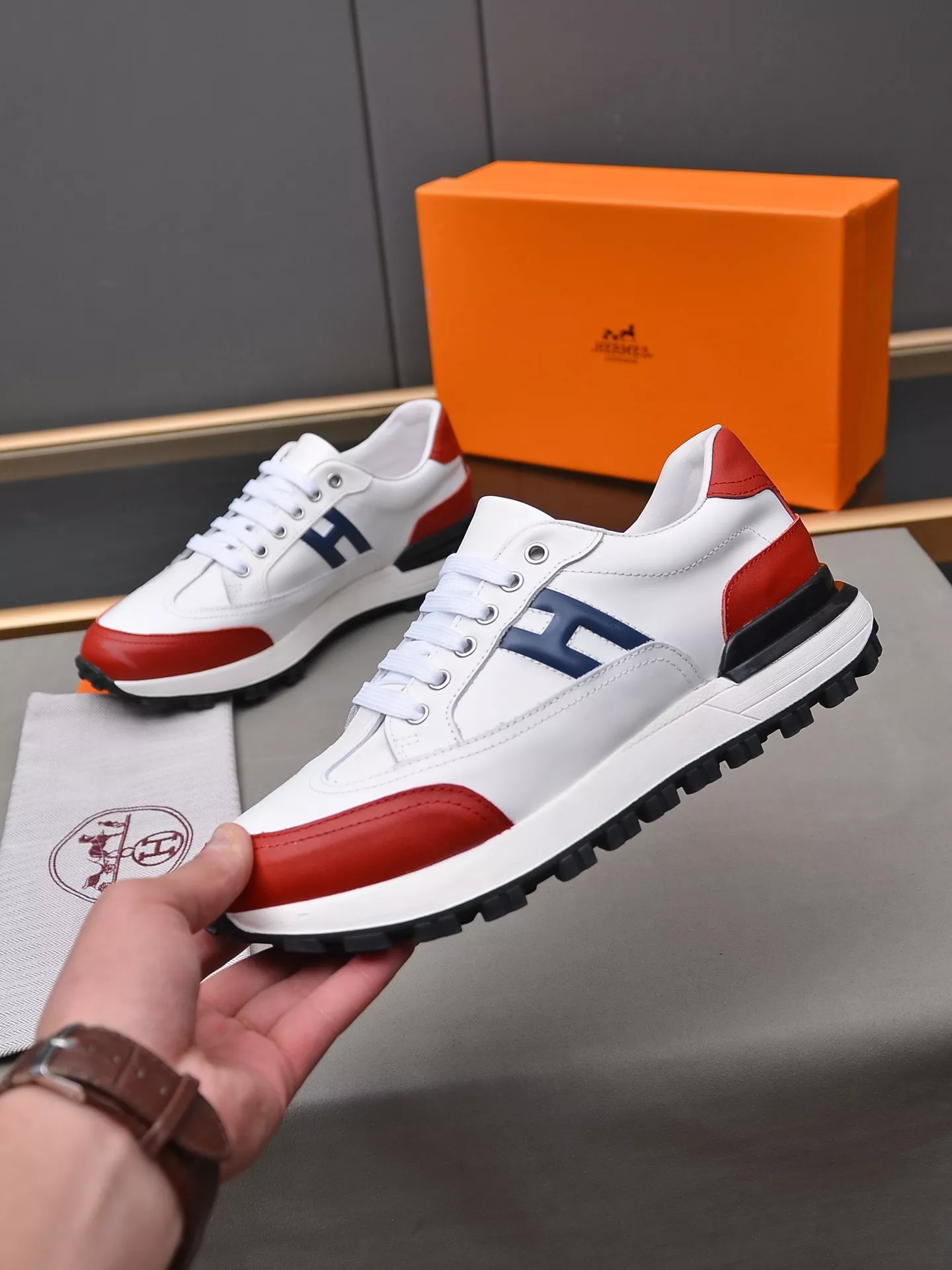 Trendy 142 Hermes Casual Shoes For Men