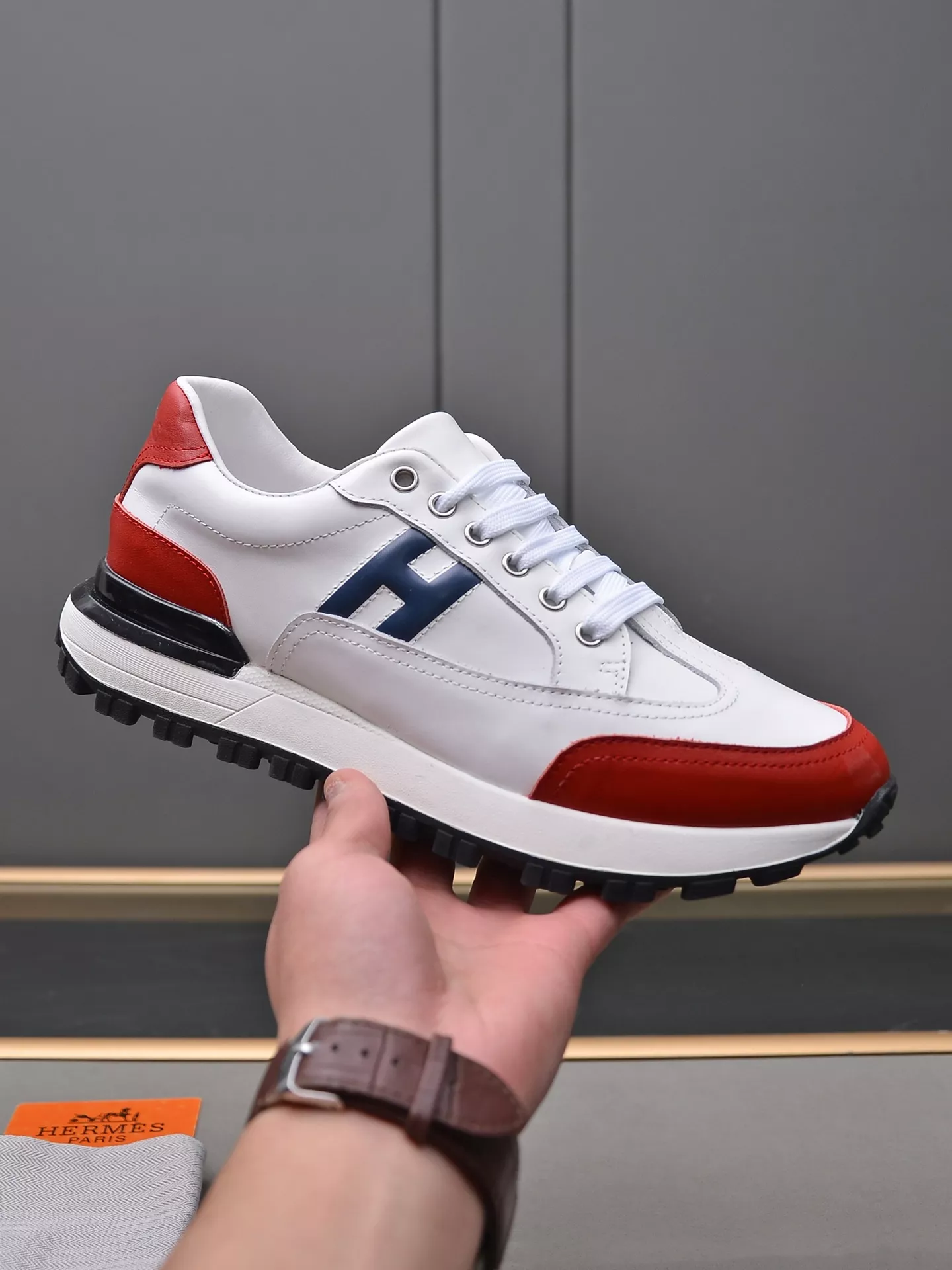 Trendy 142 Hermes Casual Shoes For Men