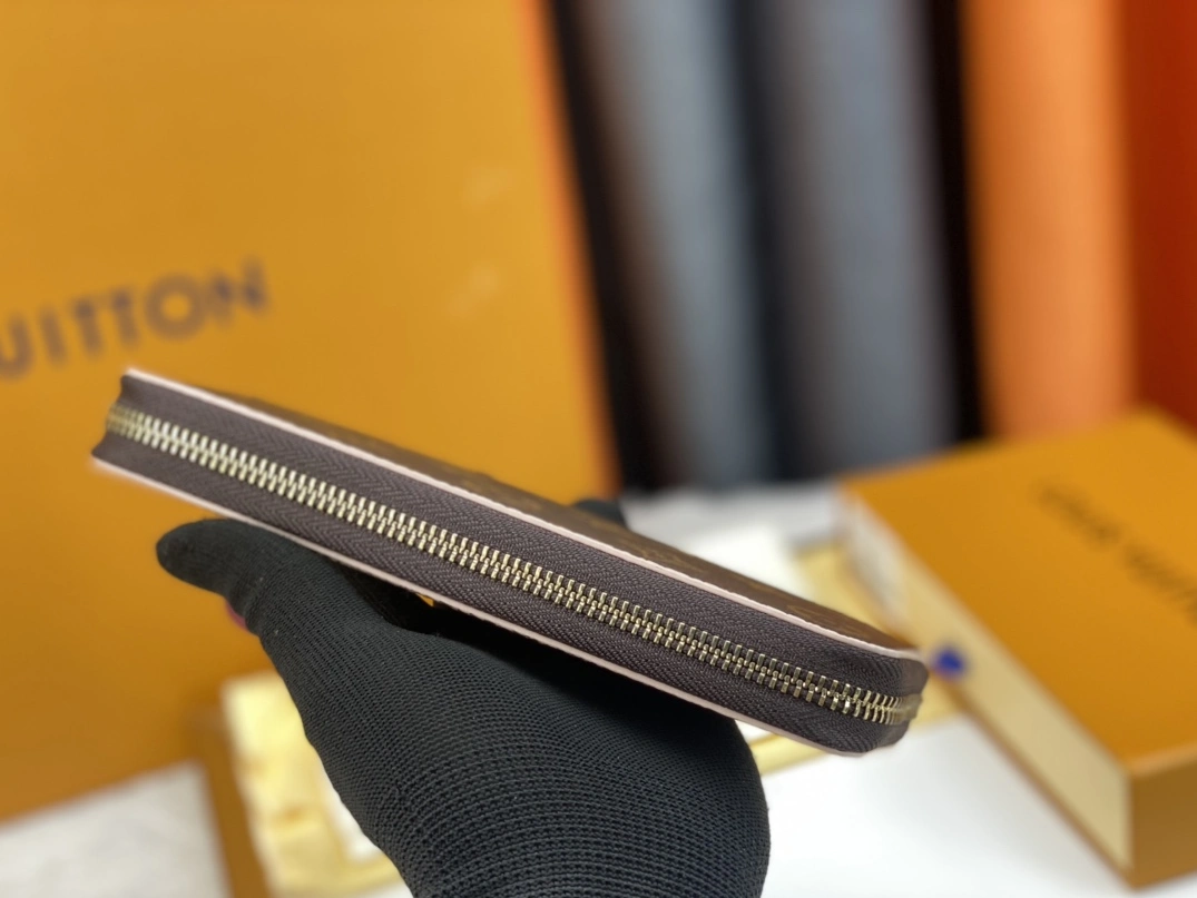 Trendy 148 Louis Vuitton LV Wallets