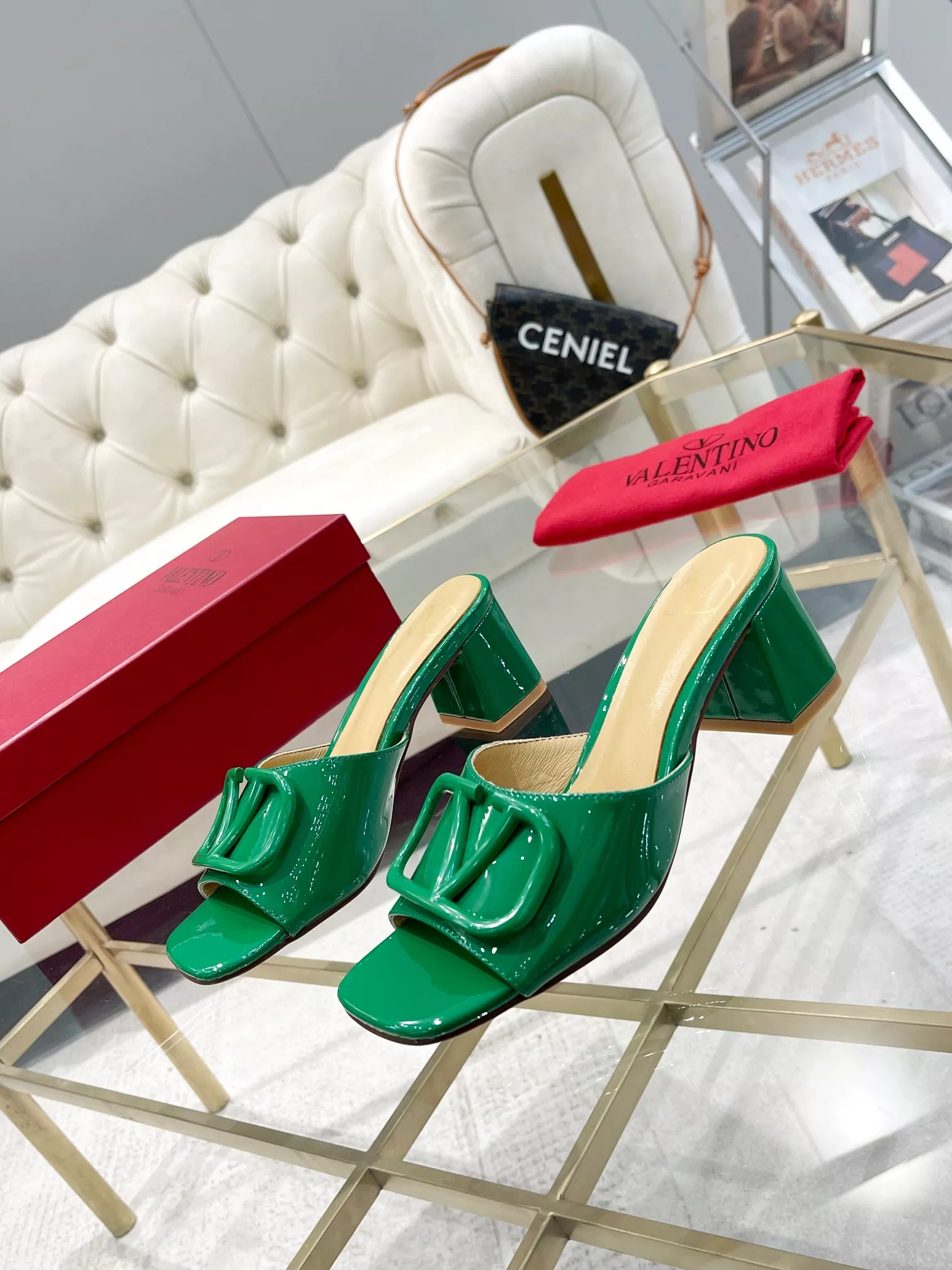 Trendy 1504 Valentino Slippers For Women