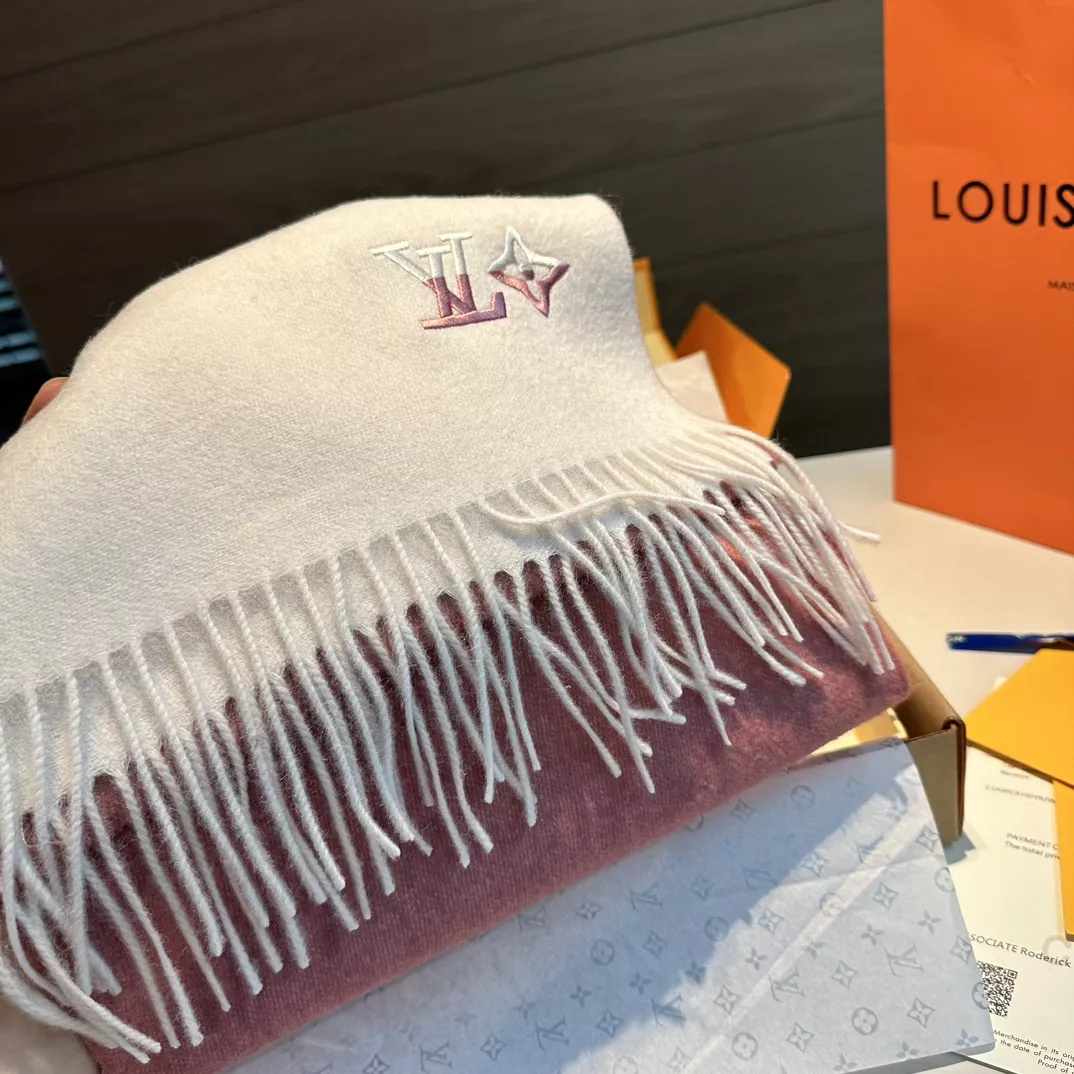 Trendy 1543 Louis Vuitton Scarf For Women
