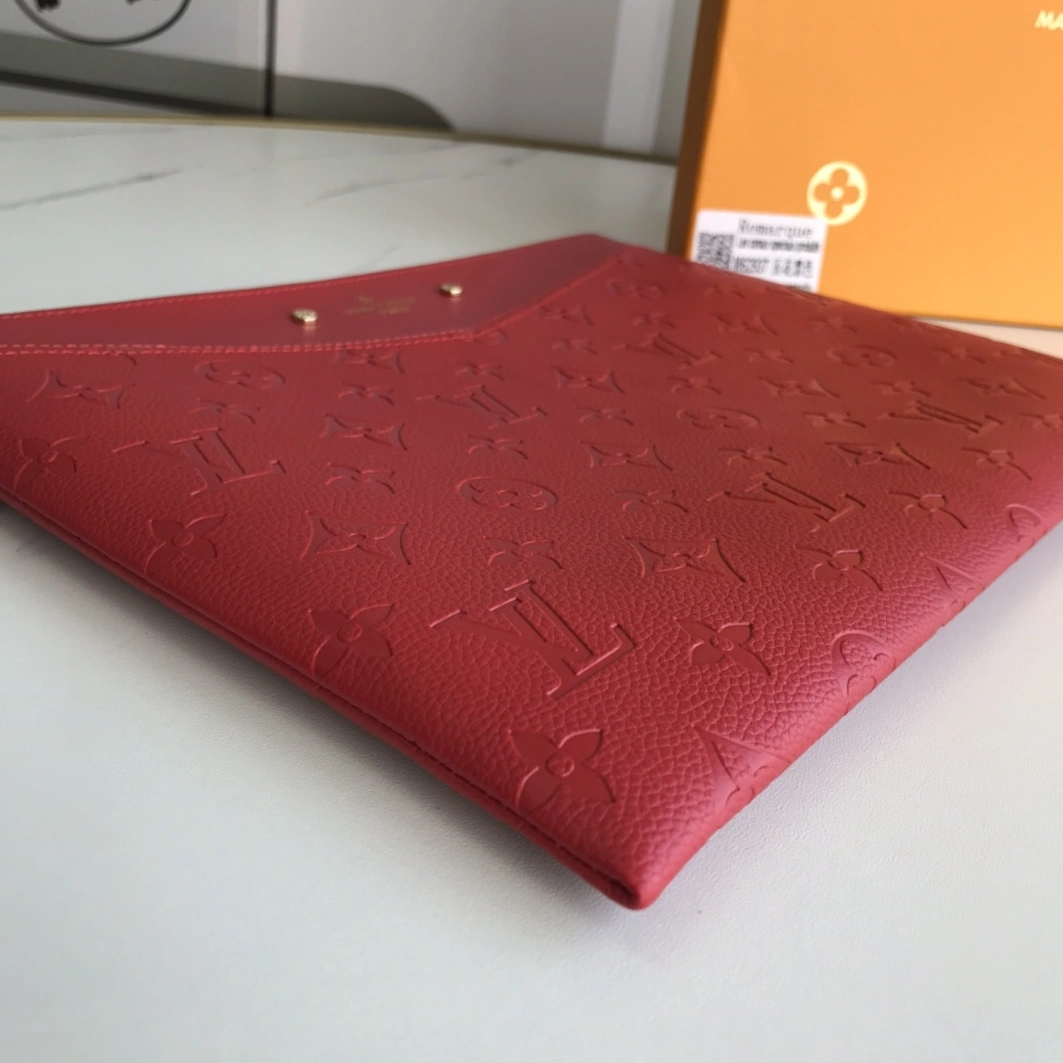 Trendy 180 Louis Vuitton AAA Quality Wallets