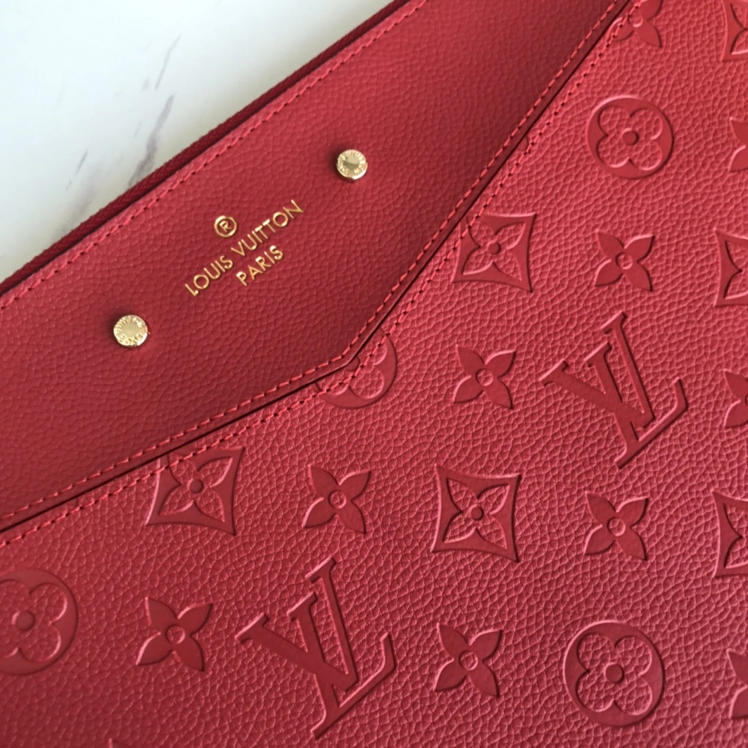 Trendy 180 Louis Vuitton AAA Quality Wallets