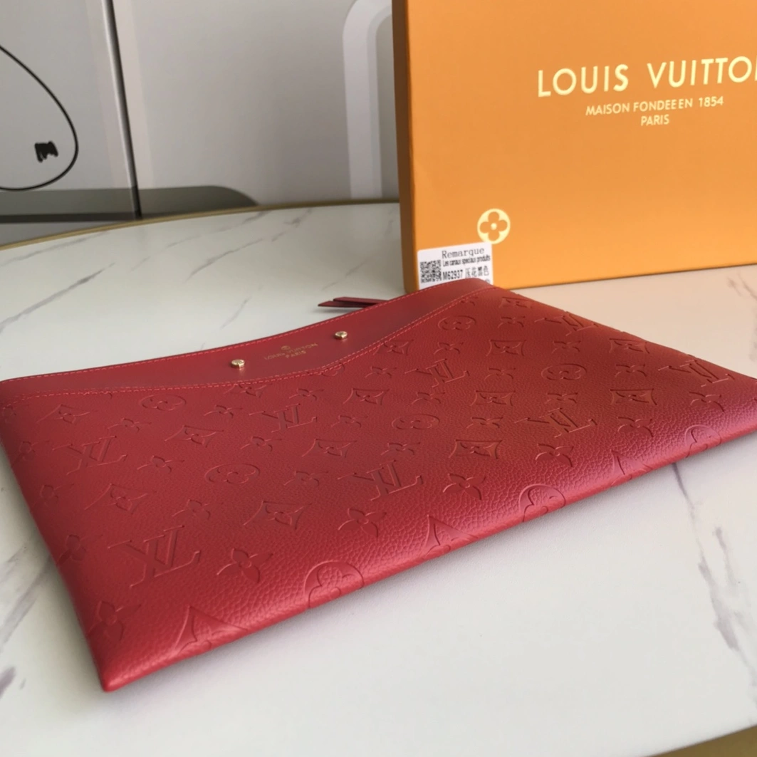 Trendy 180 Louis Vuitton AAA Quality Wallets