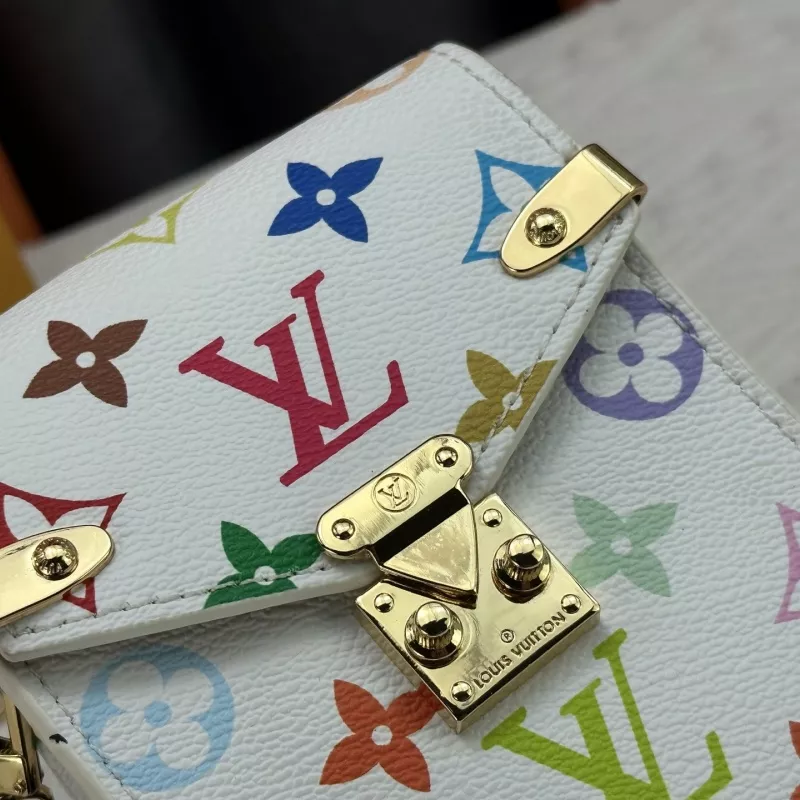 Trendy 1897 Louis Vuitton Messenger Bags For Women