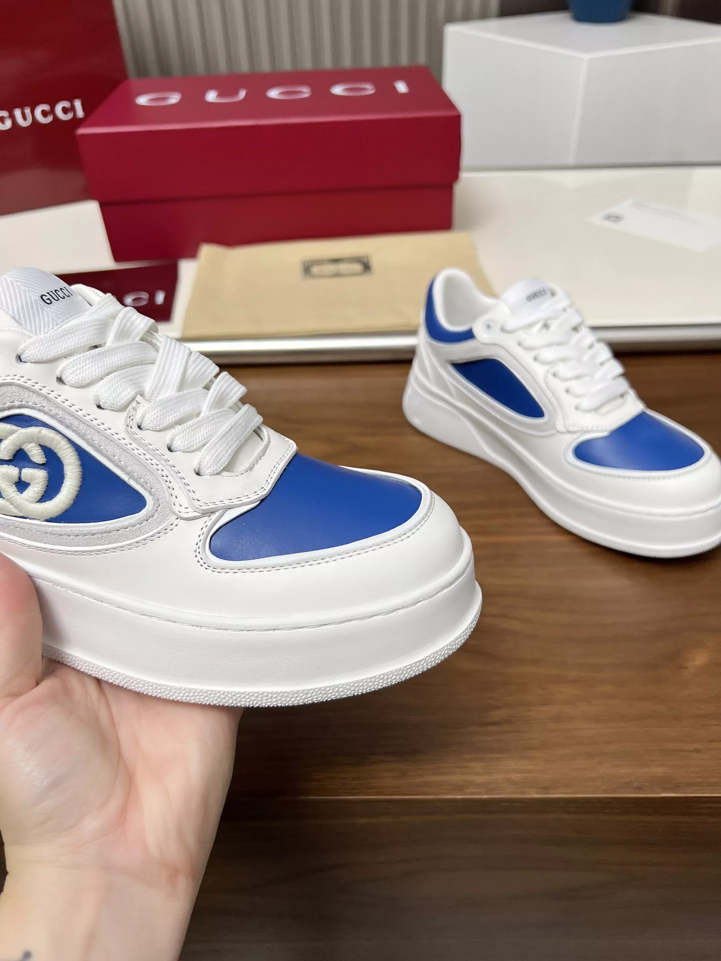 Trendy 2140 Gucci Casual Shoes For Men