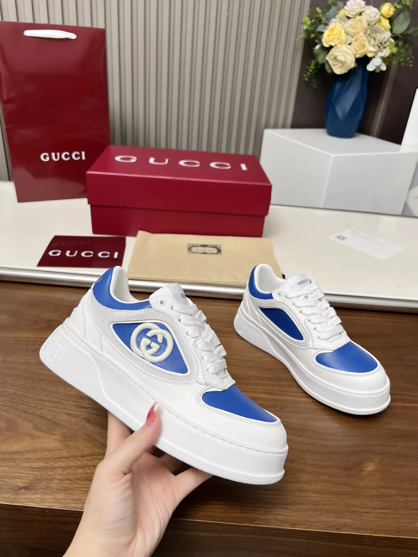 Trendy 2140 Gucci Casual Shoes For Men