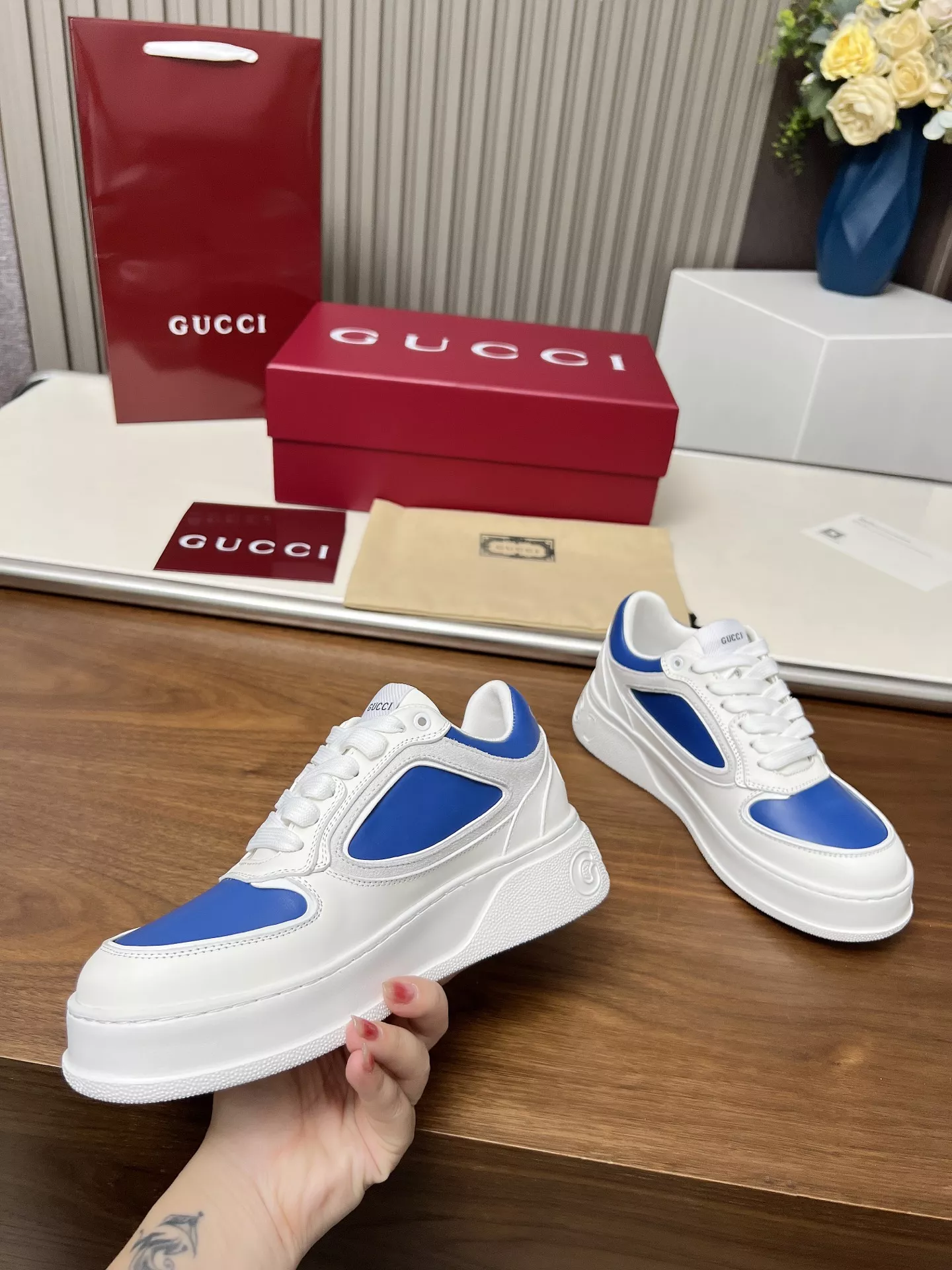 Trendy 2140 Gucci Casual Shoes For Men
