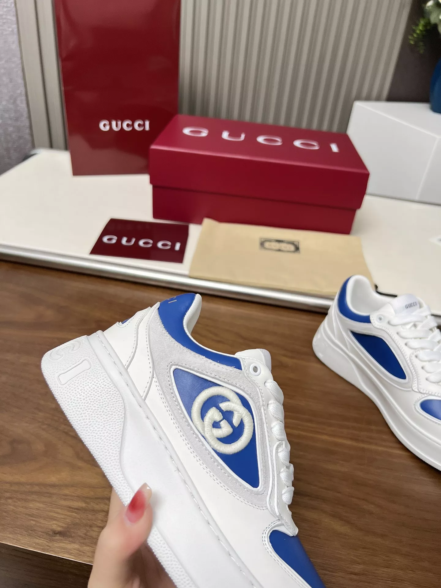 Trendy 2140 Gucci Casual Shoes For Men