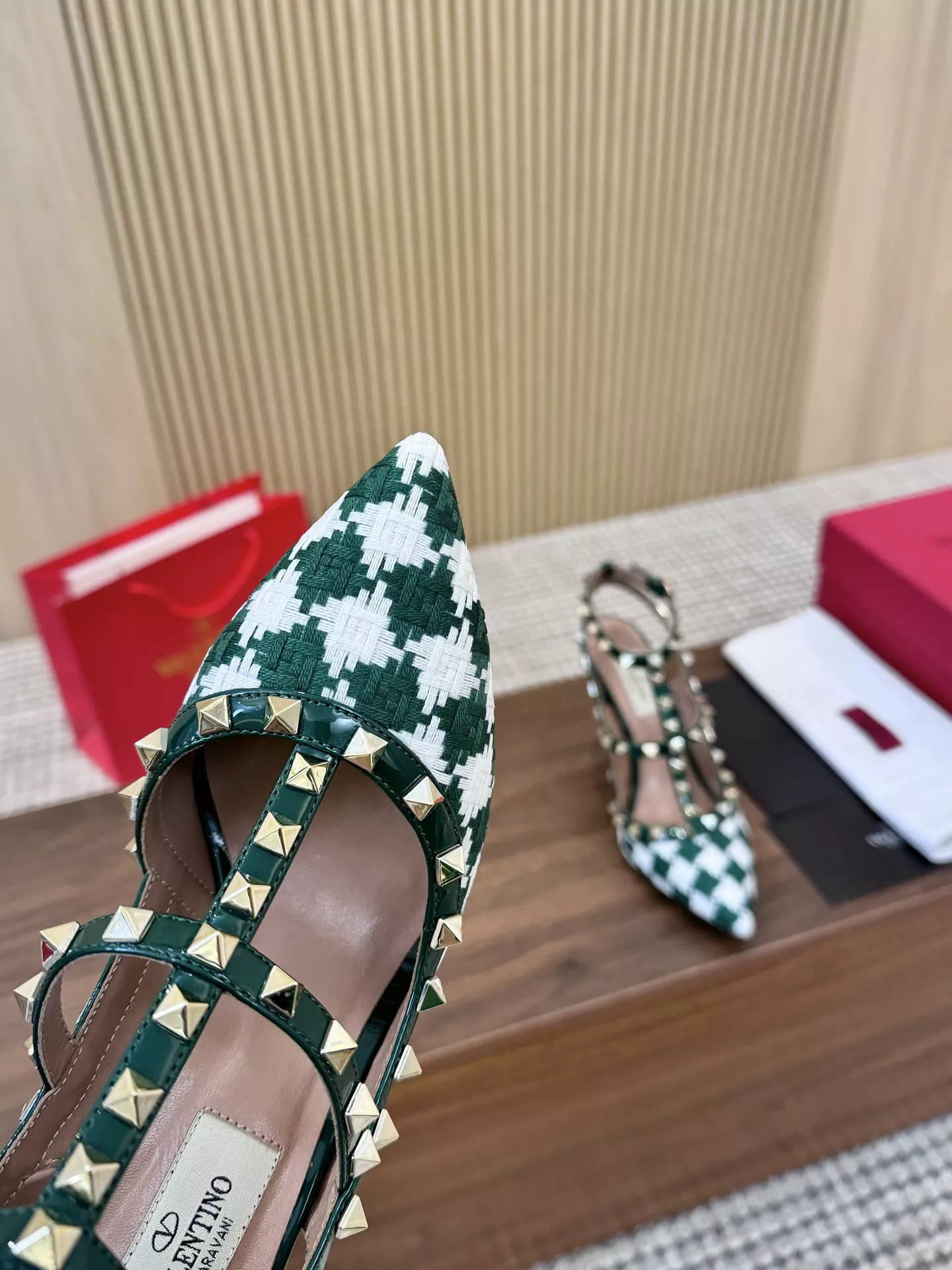Trendy 2186 Valentino Sandal For Women
