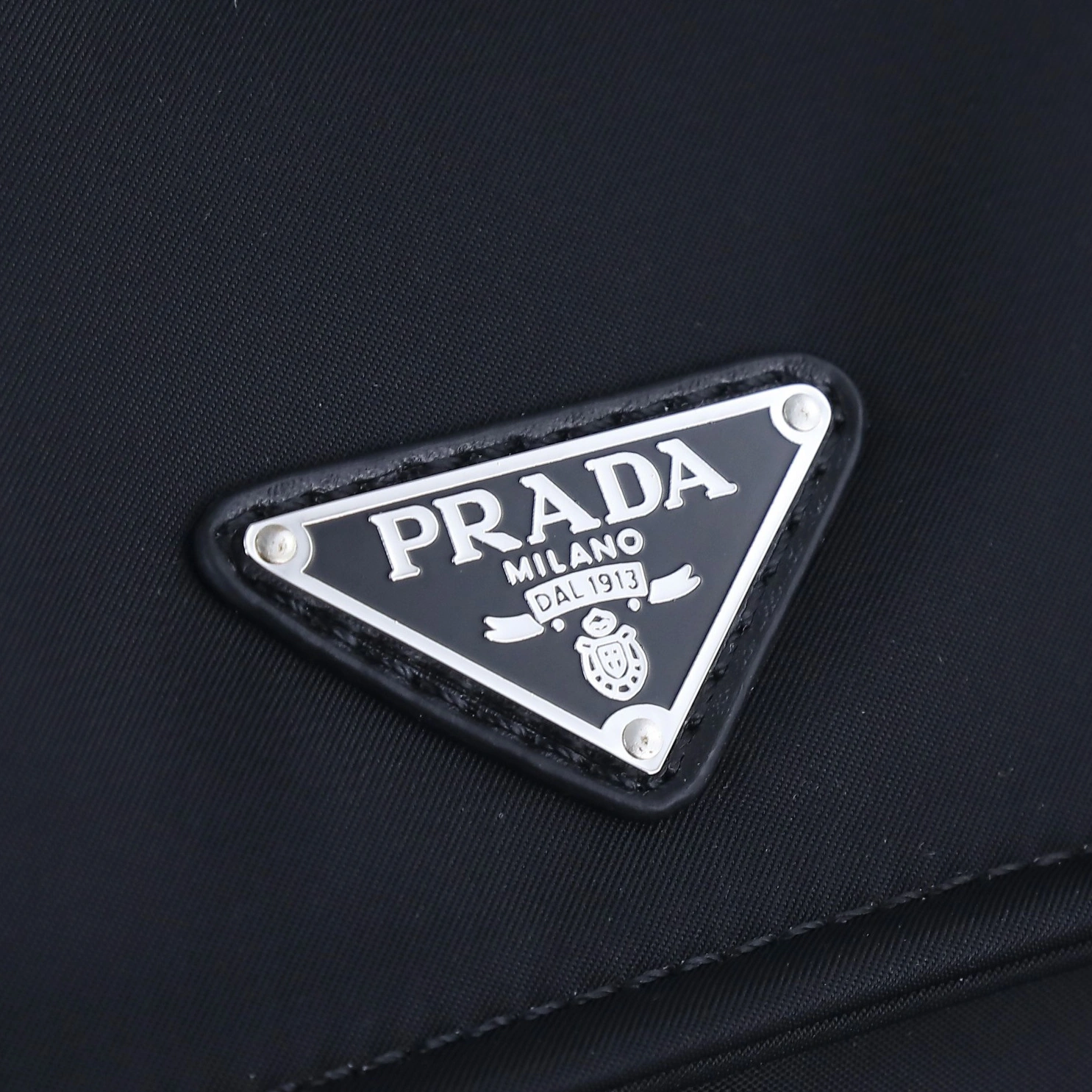 Trendy 2207 Prada AAA Man Messenger Bags
