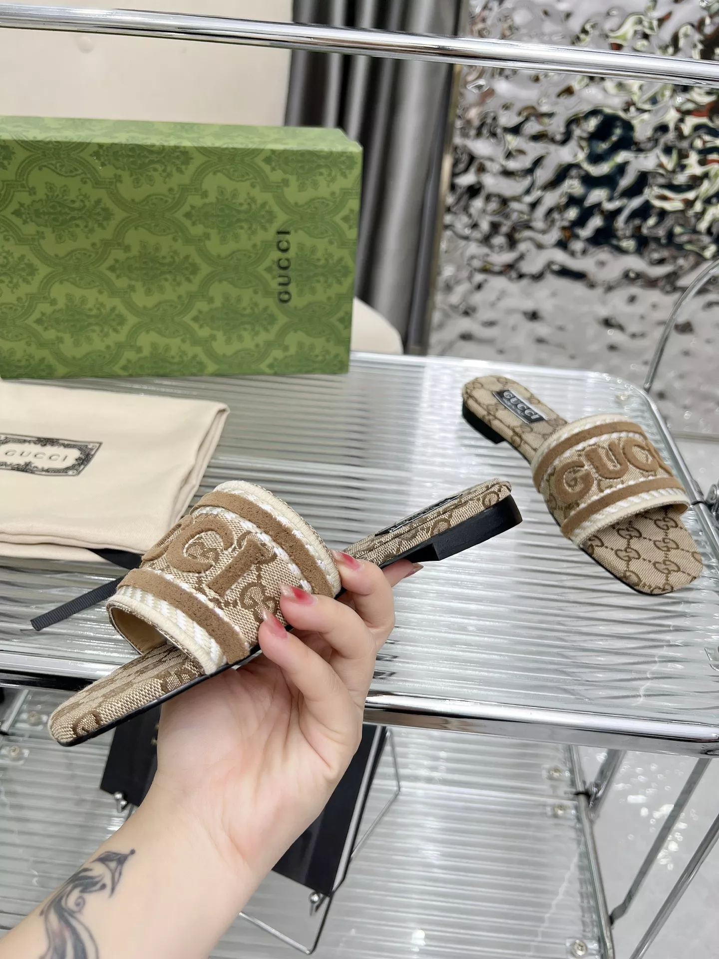 Trendy 2229 Gucci Slippers For Women
