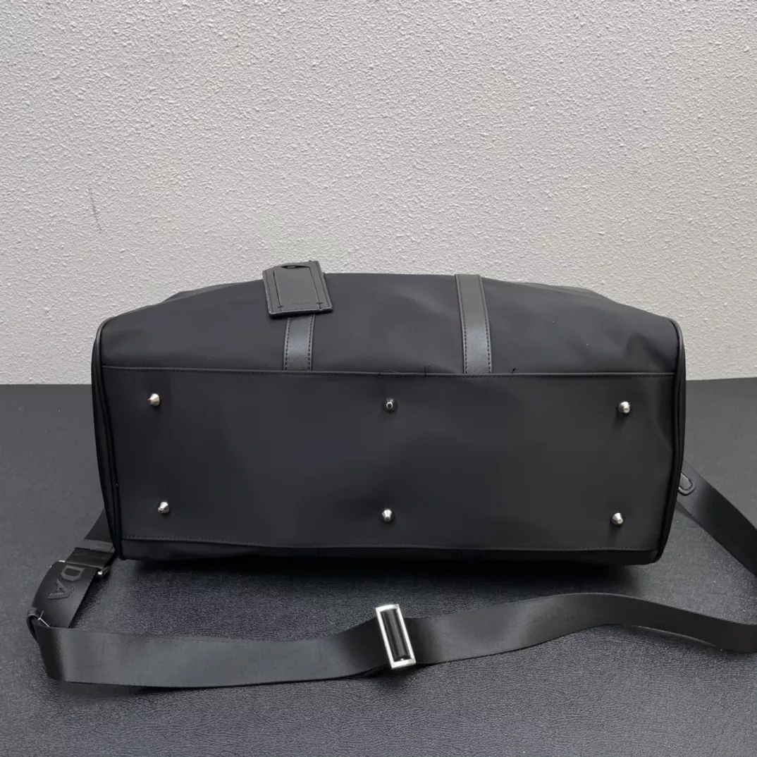 Trendy 2234 Prada Travel Bags