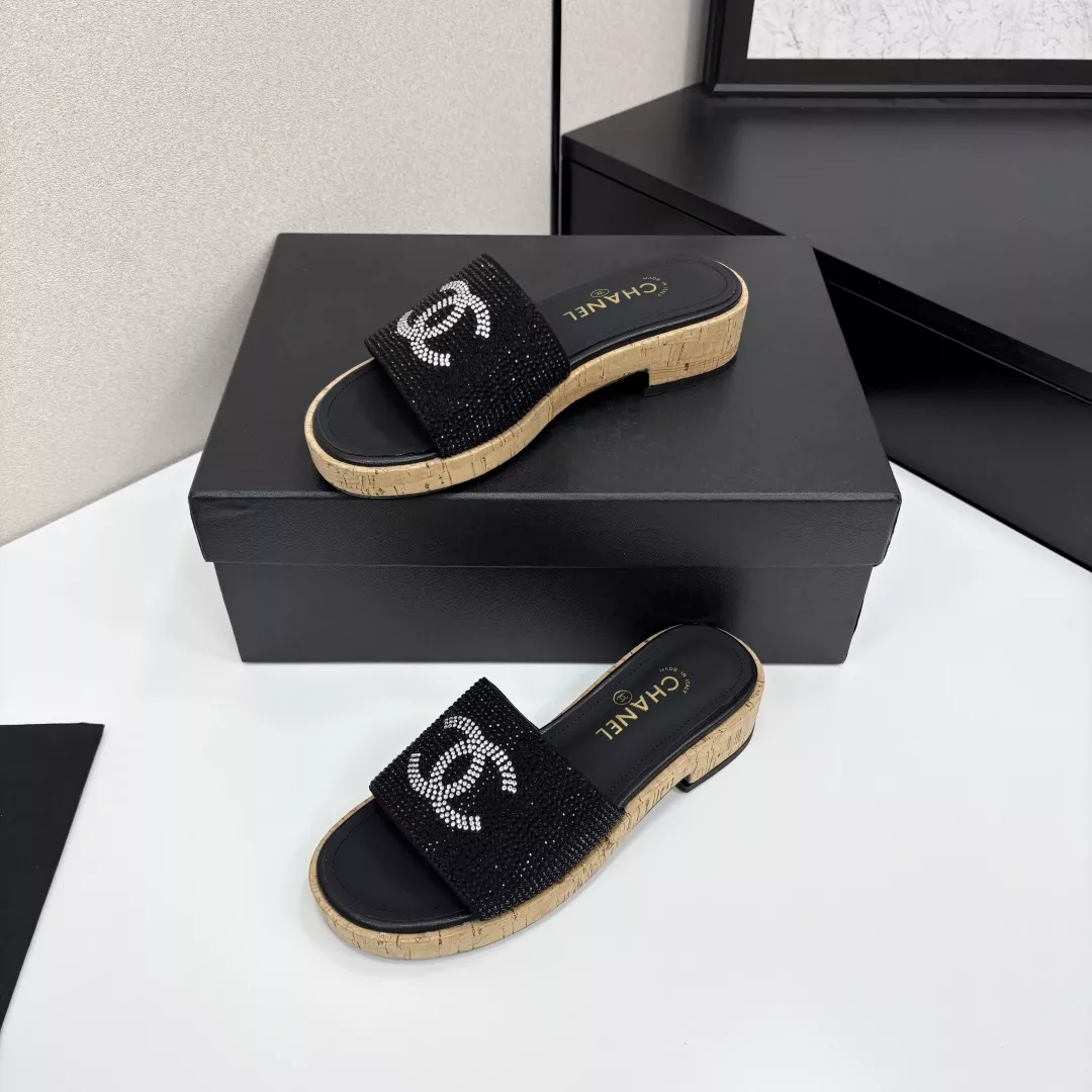 Trendy 2279 Chanel Slippers For Women