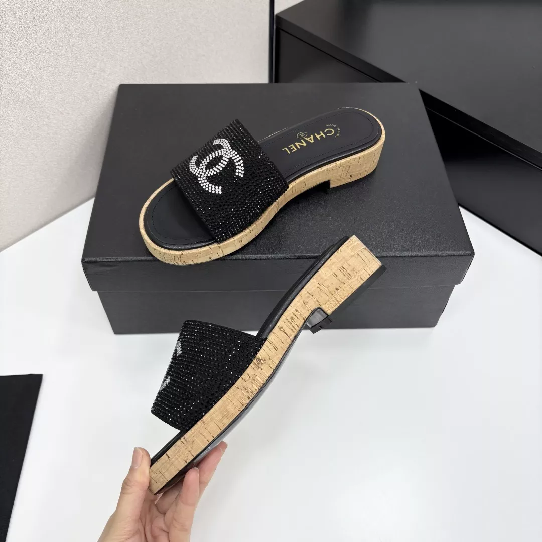 Trendy 2279 Chanel Slippers For Women