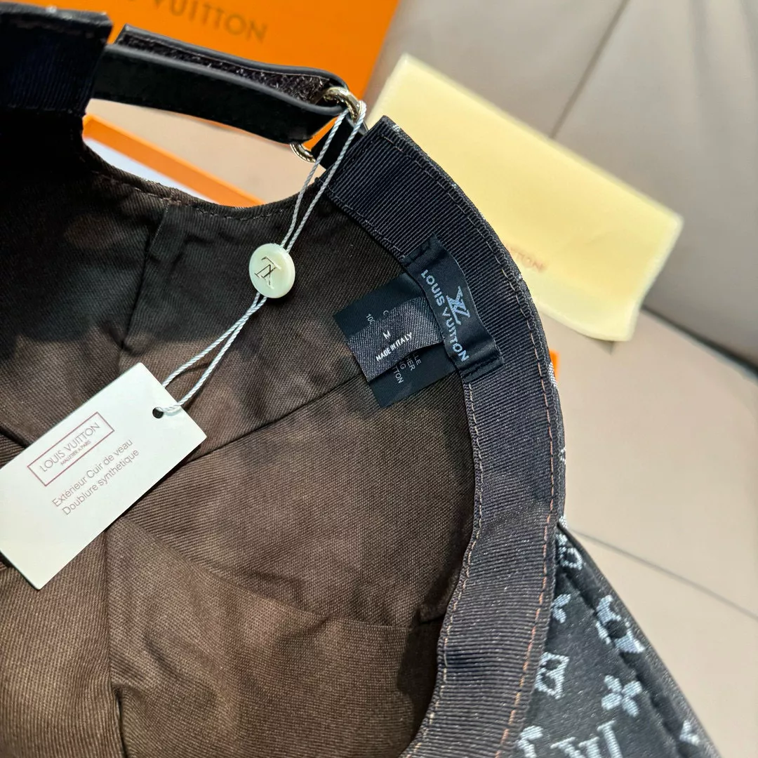 Trendy 2342 Louis Vuitton LV Caps