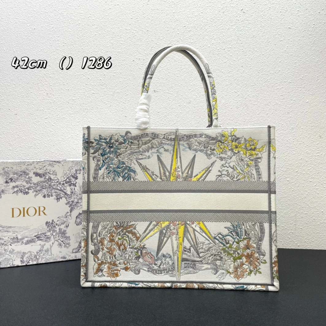 Trendy 2424 Christian Dior AAA Quality Tote-Handbags For Women