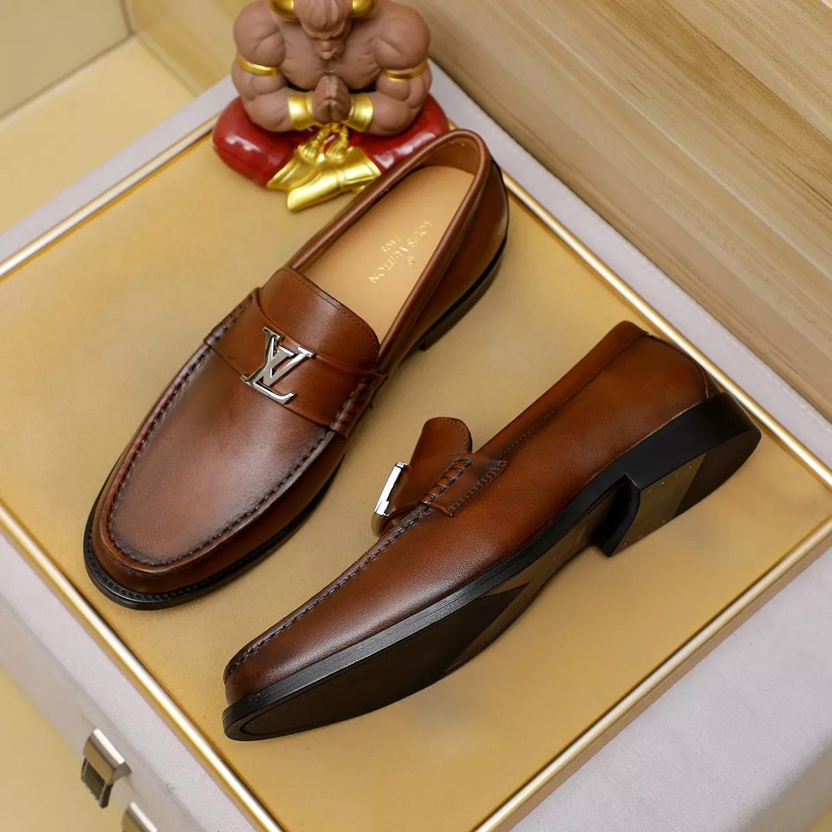 Trendy 2484 Louis Vuitton LV Oxfords Shoes For Men