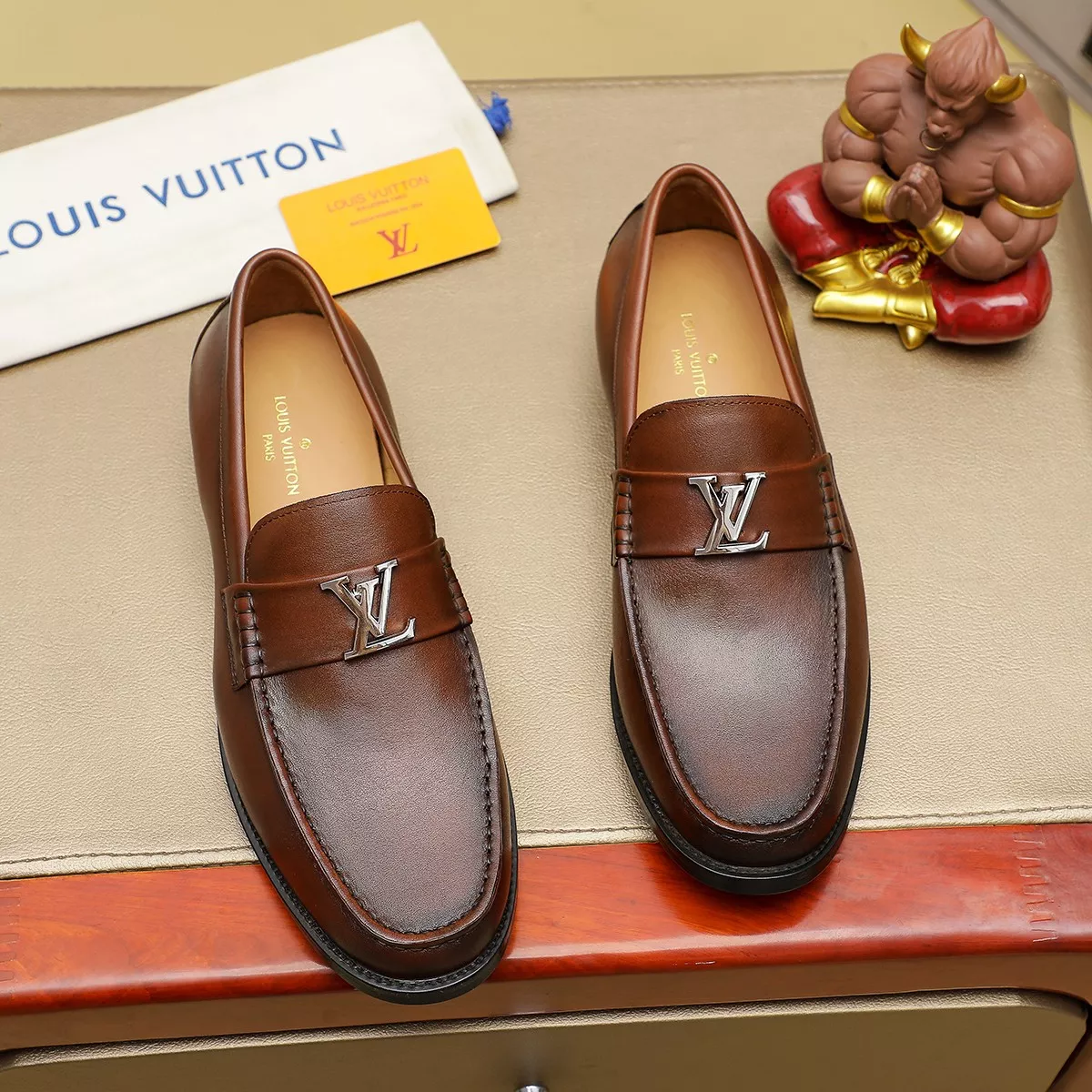 Trendy 2484 Louis Vuitton LV Oxfords Shoes For Men