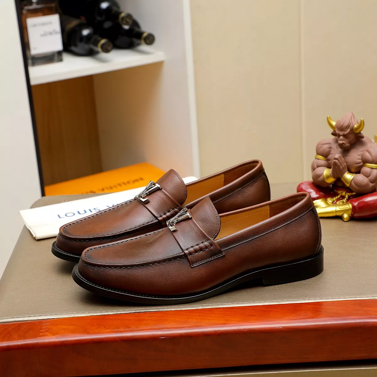 Trendy 2484 Louis Vuitton LV Oxfords Shoes For Men
