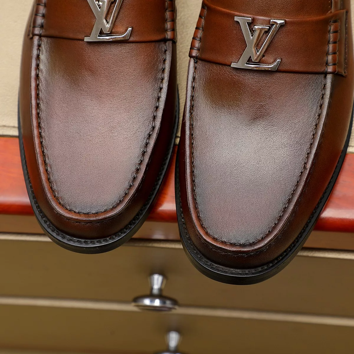 Trendy 2484 Louis Vuitton LV Oxfords Shoes For Men