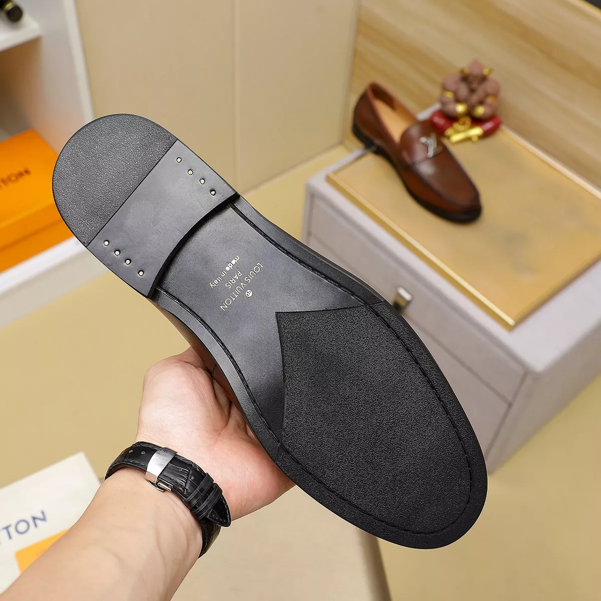 Trendy 2484 Louis Vuitton LV Oxfords Shoes For Men