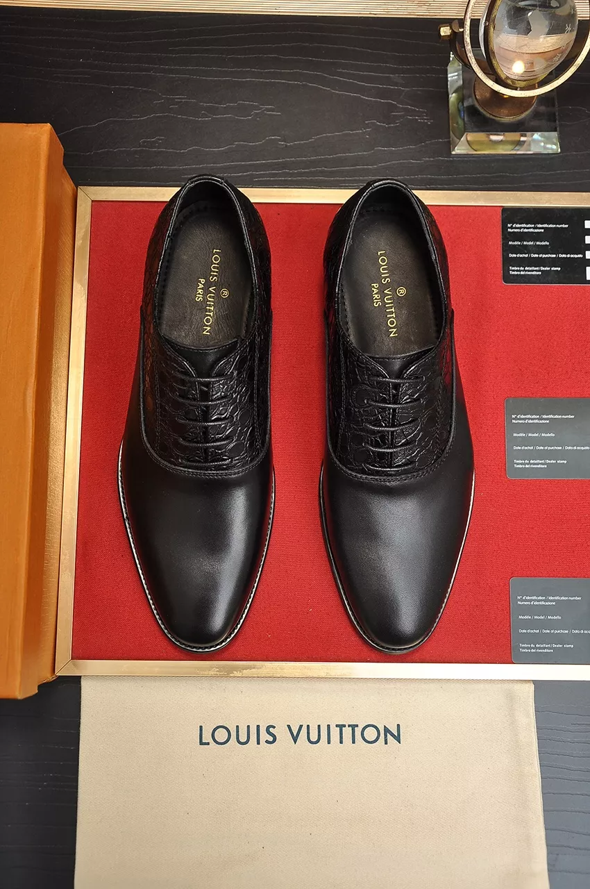 Trendy 2534 Louis Vuitton LV Oxfords Shoes For Men