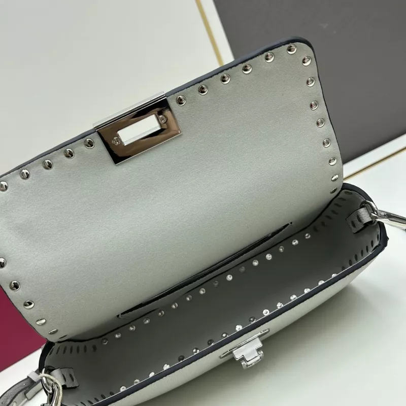 Trendy 2620 Valentino AAA Quality Messenger Bags For Women