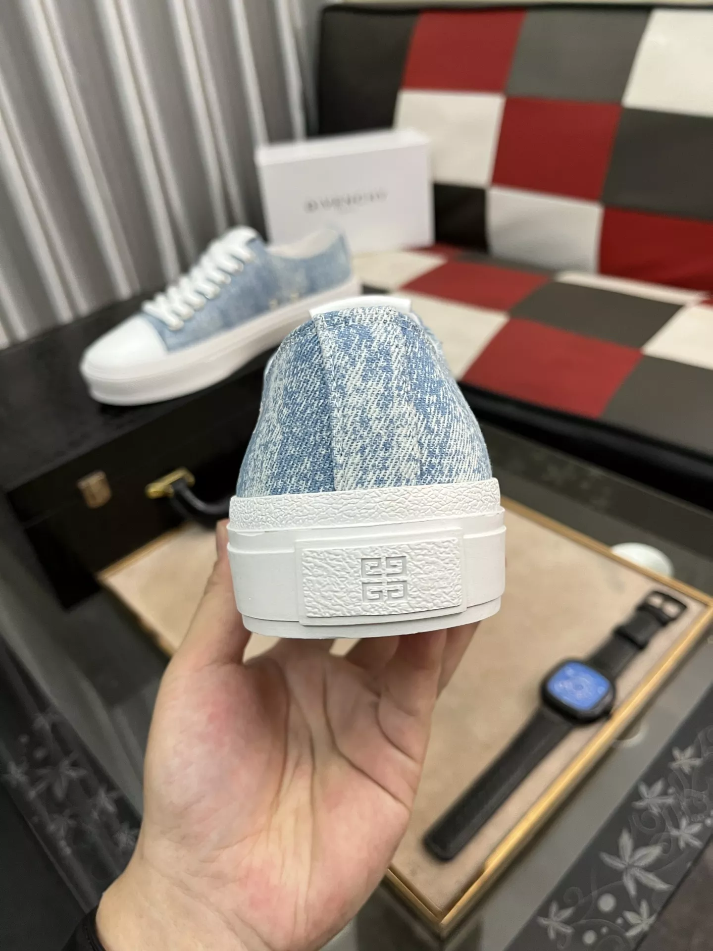 Trendy 2624 Givenchy Casual Shoes For Men