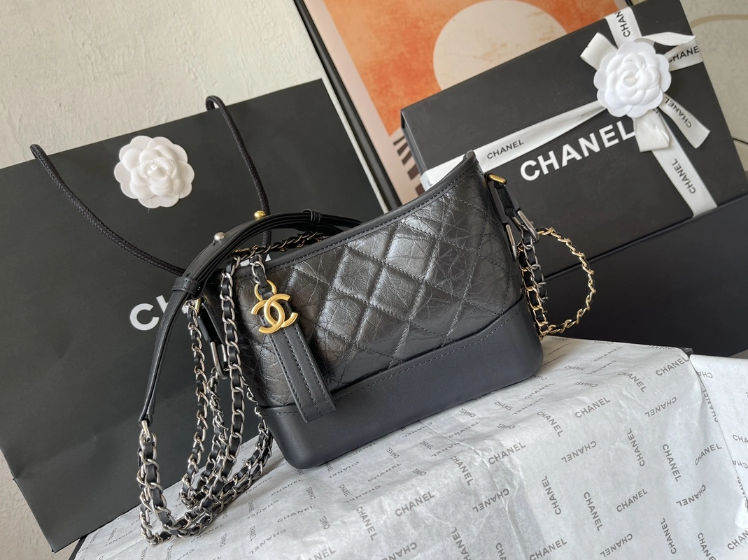 Trendy 2758 Chanel AAA Quality Messenger Bags For Women