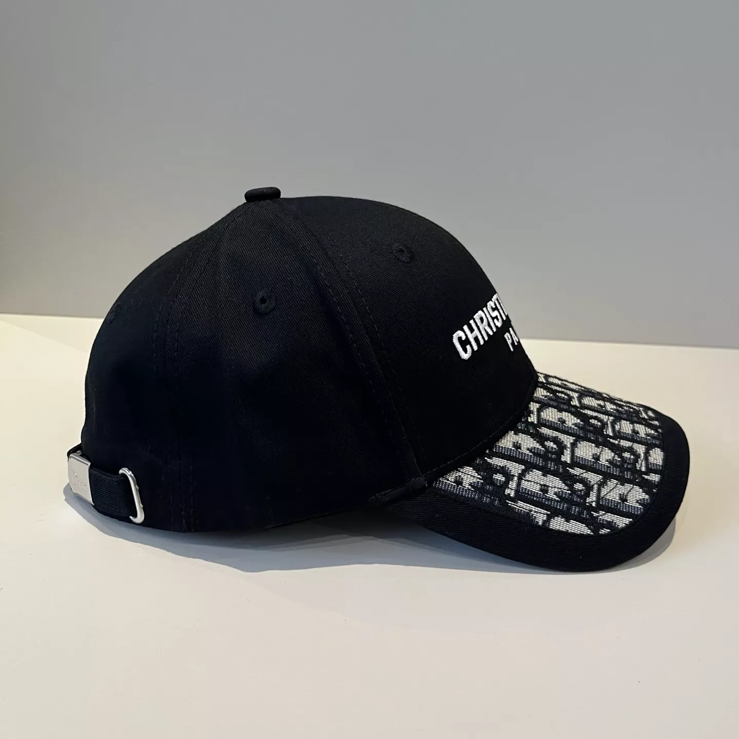Trendy 2978 Christian Dior Caps